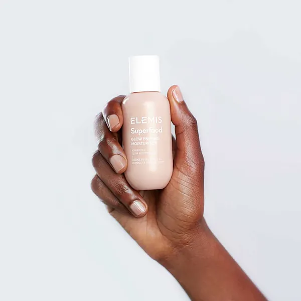 Superfood Увлажняющий крем для лица с эффектом праймера