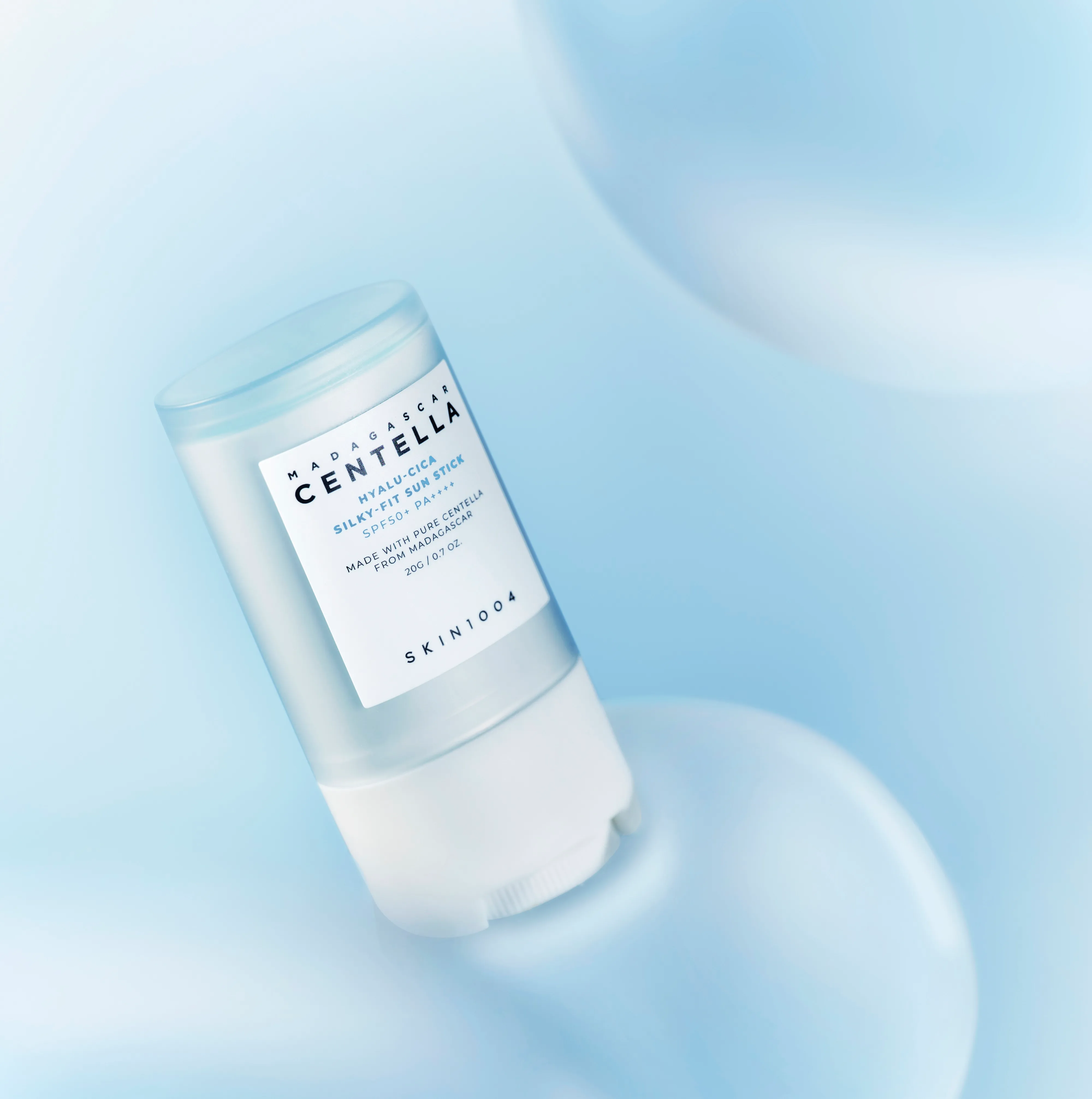 Madagascar Centella Hyalu-Cica Стик для лица солнцезащитный на основе мадагаскарской центеллы и гиалуроновой кислоты