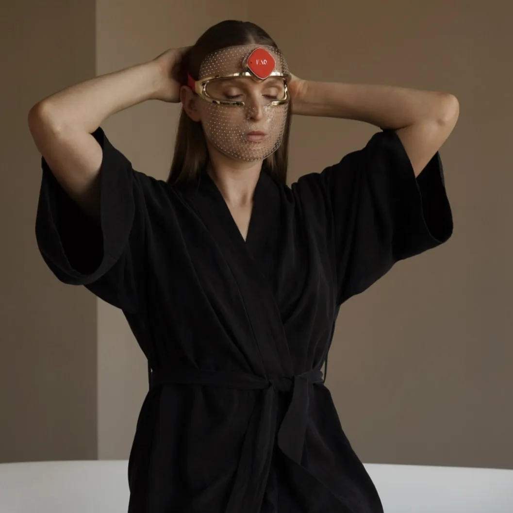 Ультралегкая LED-маска FAQ™ 201 с 3 типами LED-света для молодости вашей кожи