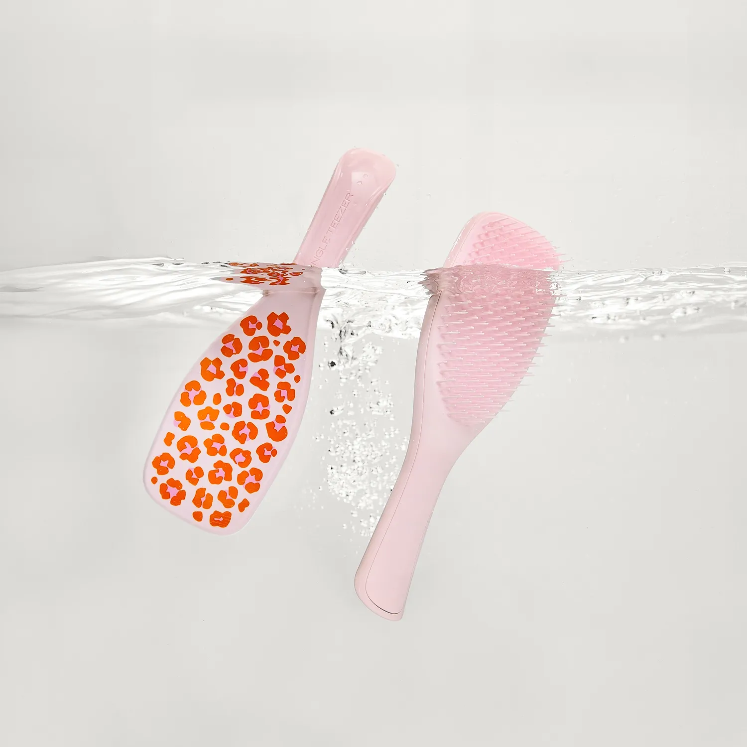 THE ULTIMATE DETANGLER VIBRANT LEOPARD Расческа