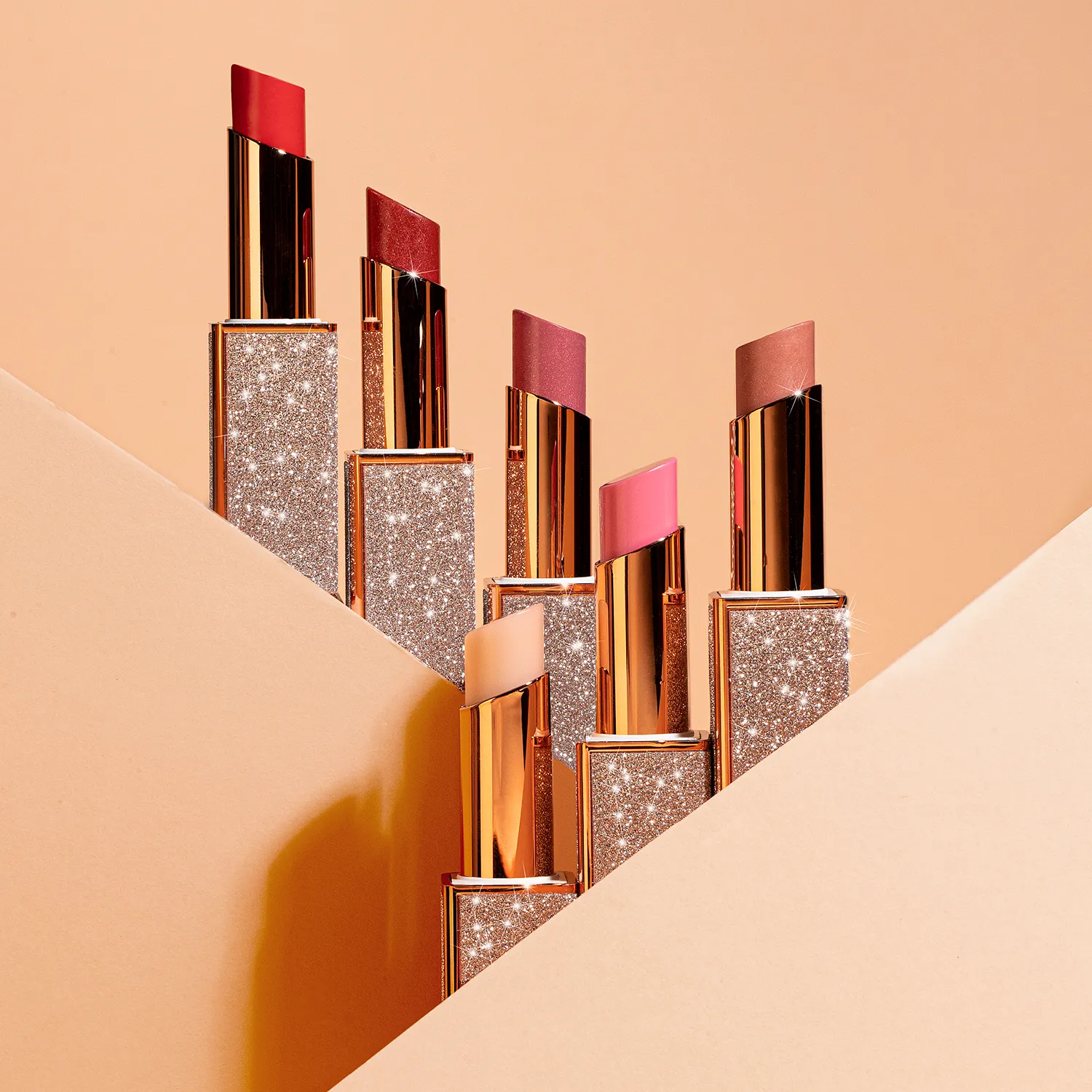 LIP STYLO GLOW & PLUMP Помада для губ