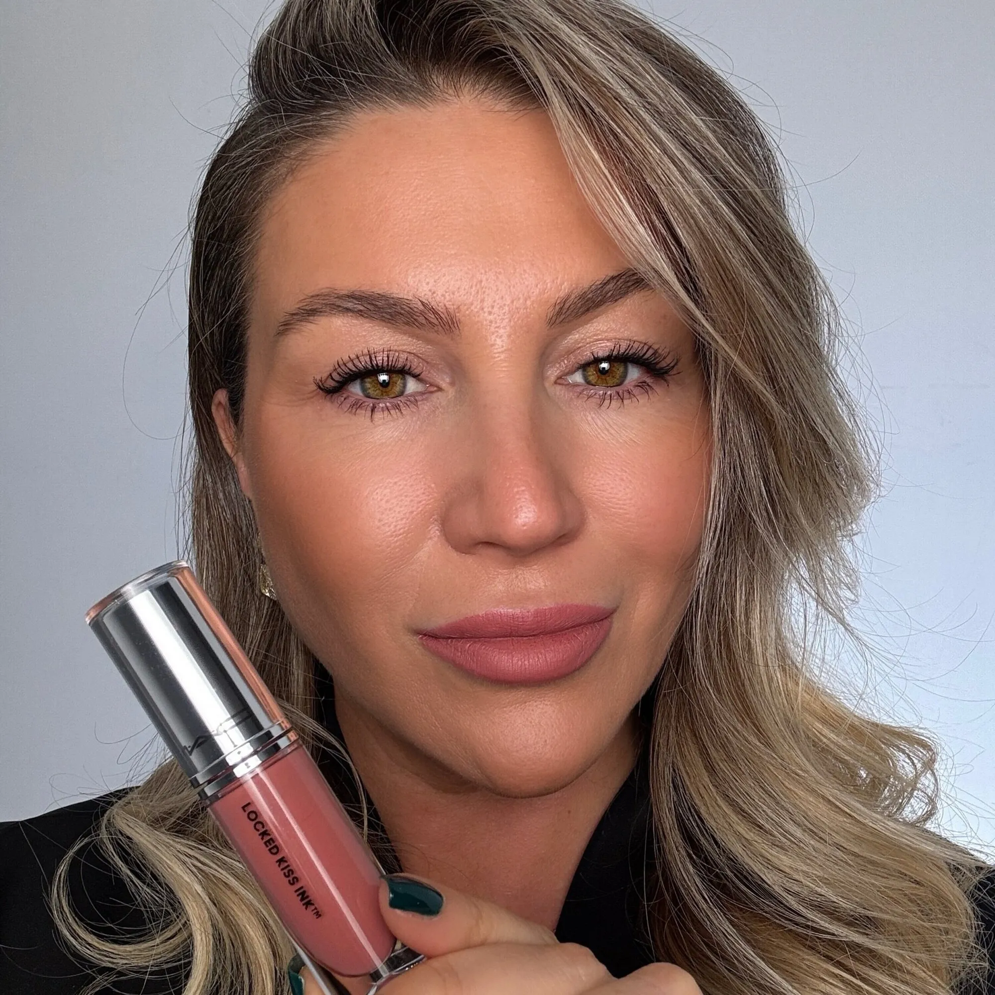 LOCKED KISS INK™ 24HR LIPCOLOUR Жидкая помада