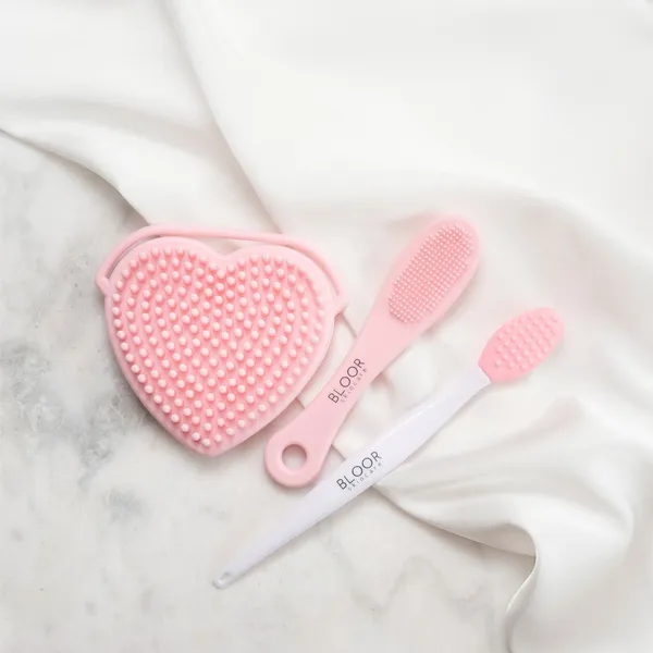 Набор силиконовых щеток для чистки лица, губ и тела