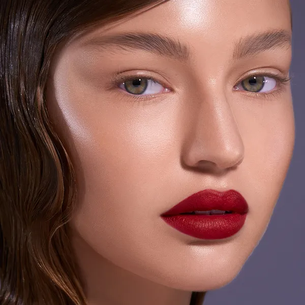 I NEED A ROUGE LIP STYLETTO Помада для губ