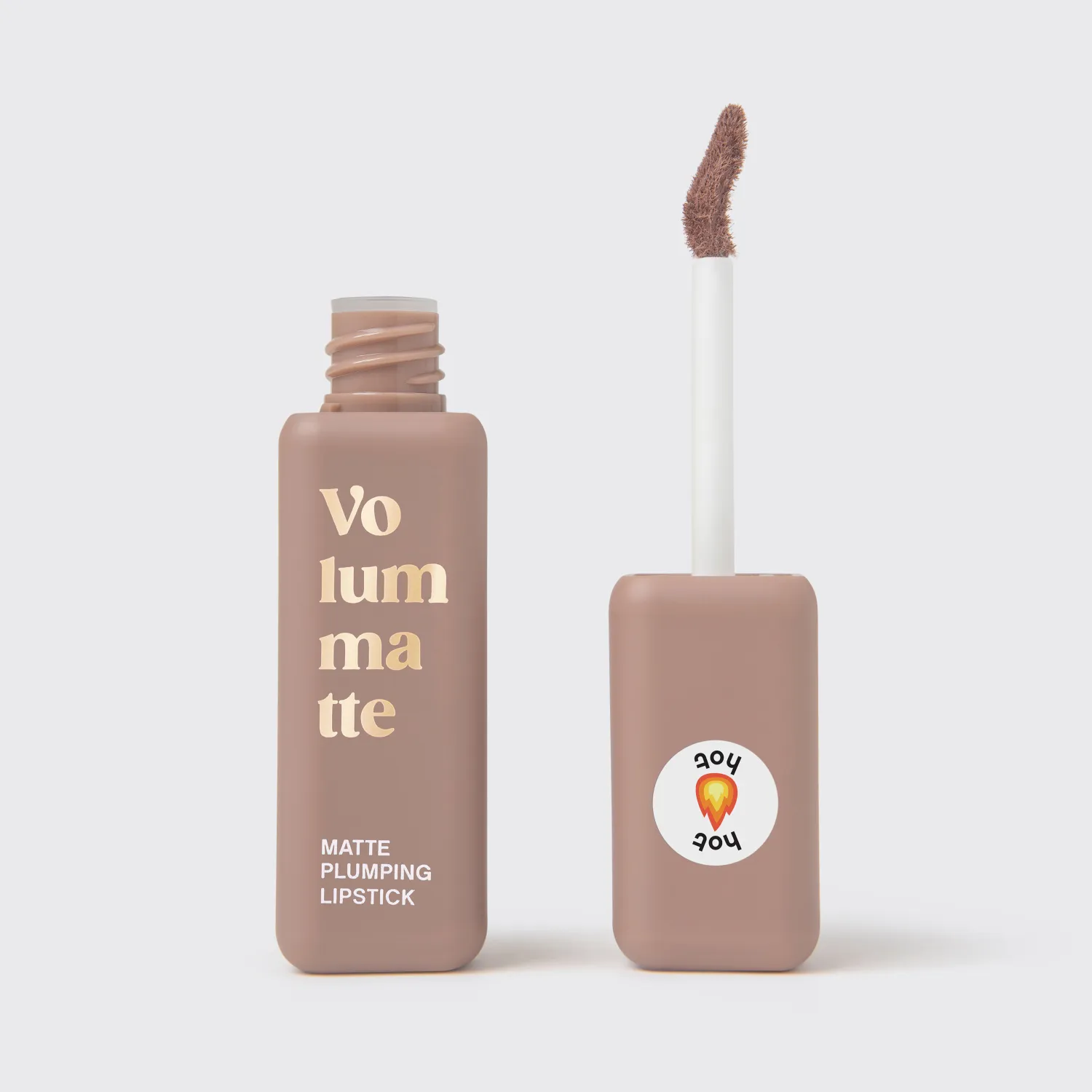 VOLUMMATTE Устойчивая жидкая матовая помада для губ с плампингом
