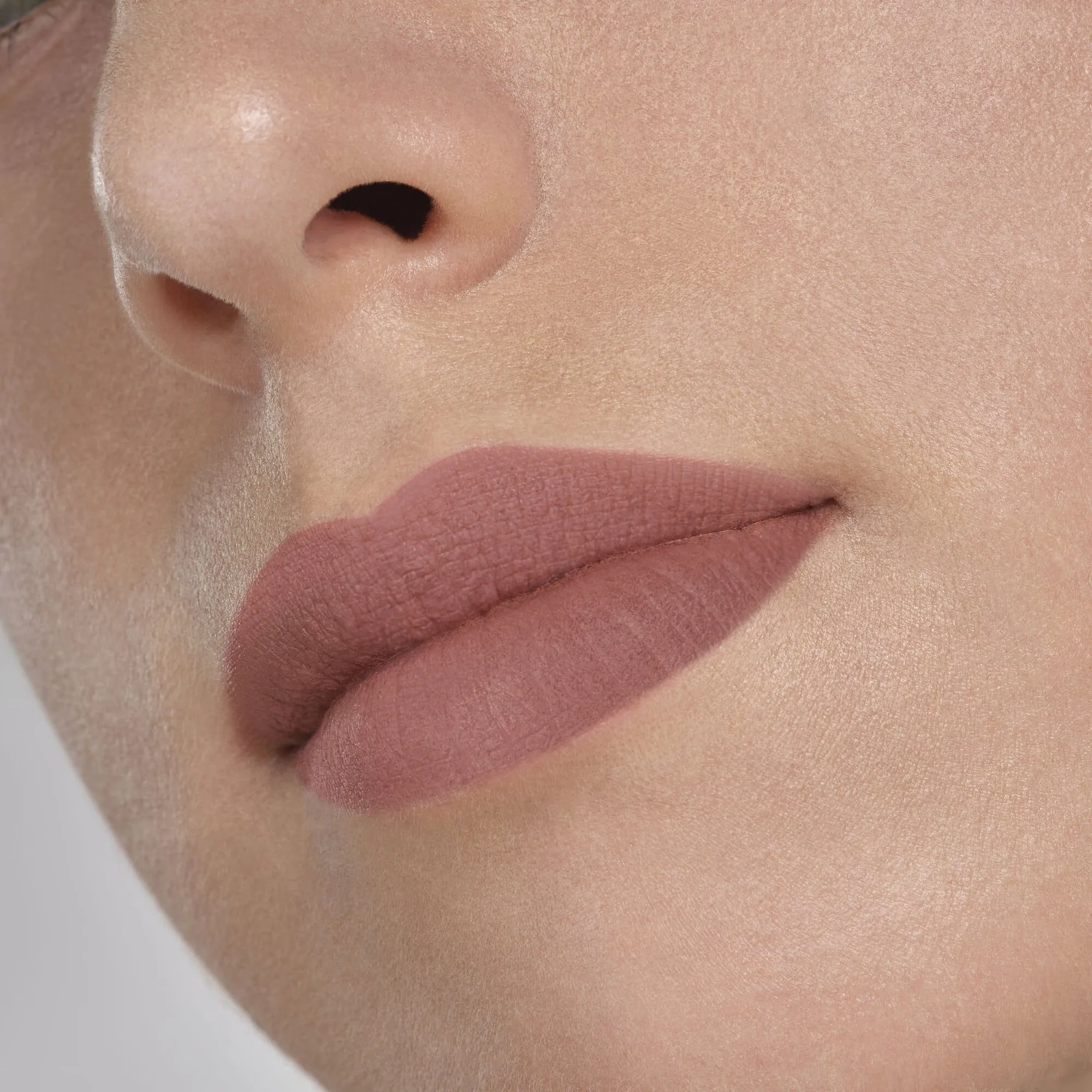 ROUGE ARTIST VELVET NUDE Помада для губ