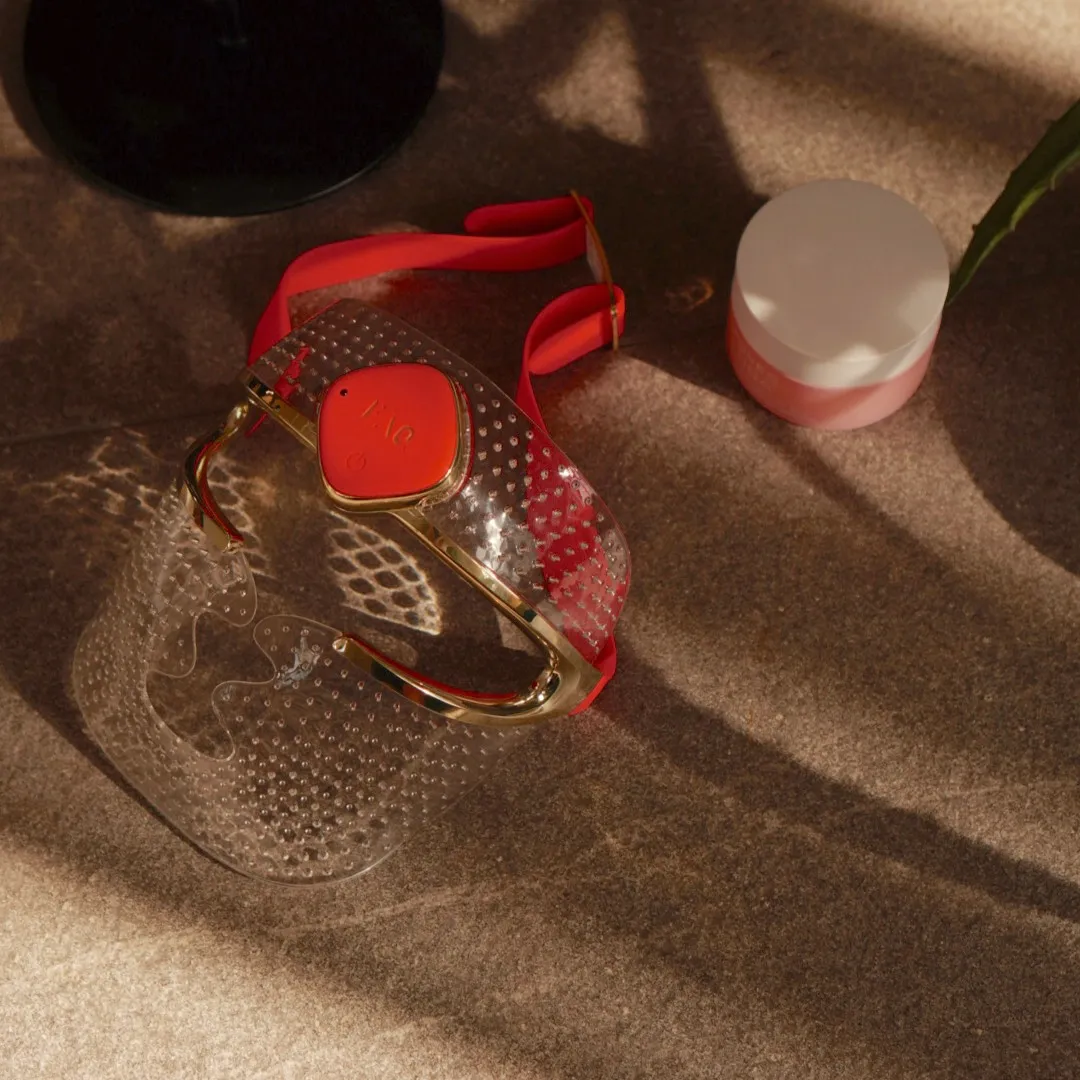 Ультралегкая LED-маска FAQ™ 201 с 3 типами LED-света для молодости вашей кожи