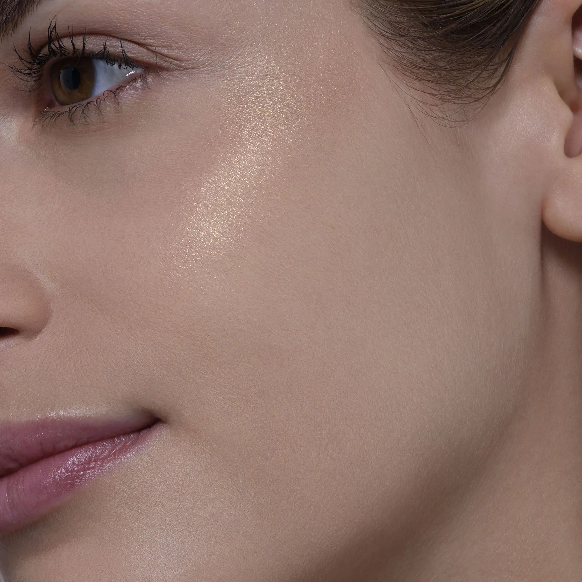 ARTIST FACE POWDER HIGHLIGHTER Хайлайтер