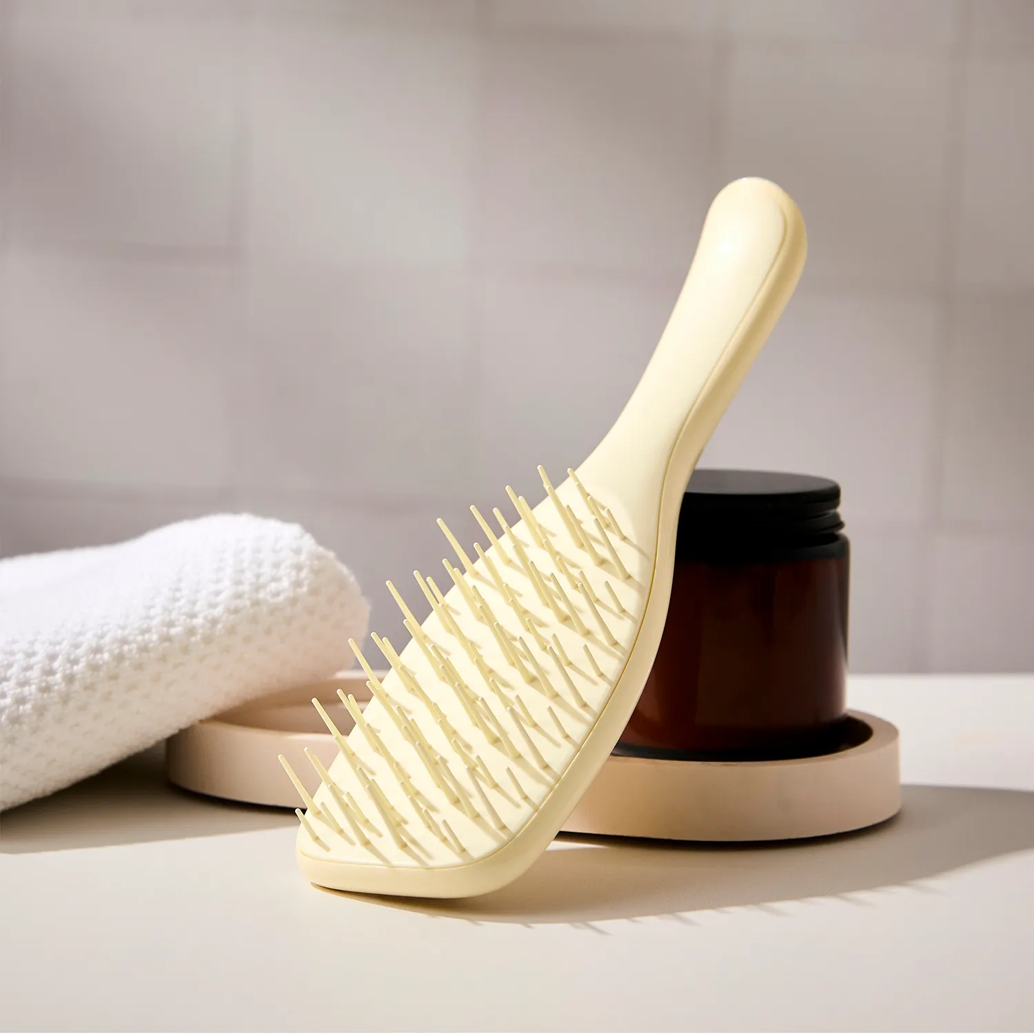 THE ULTIMATE DETANGLER EXTRA GENTLE CHAMOMILE Расческа