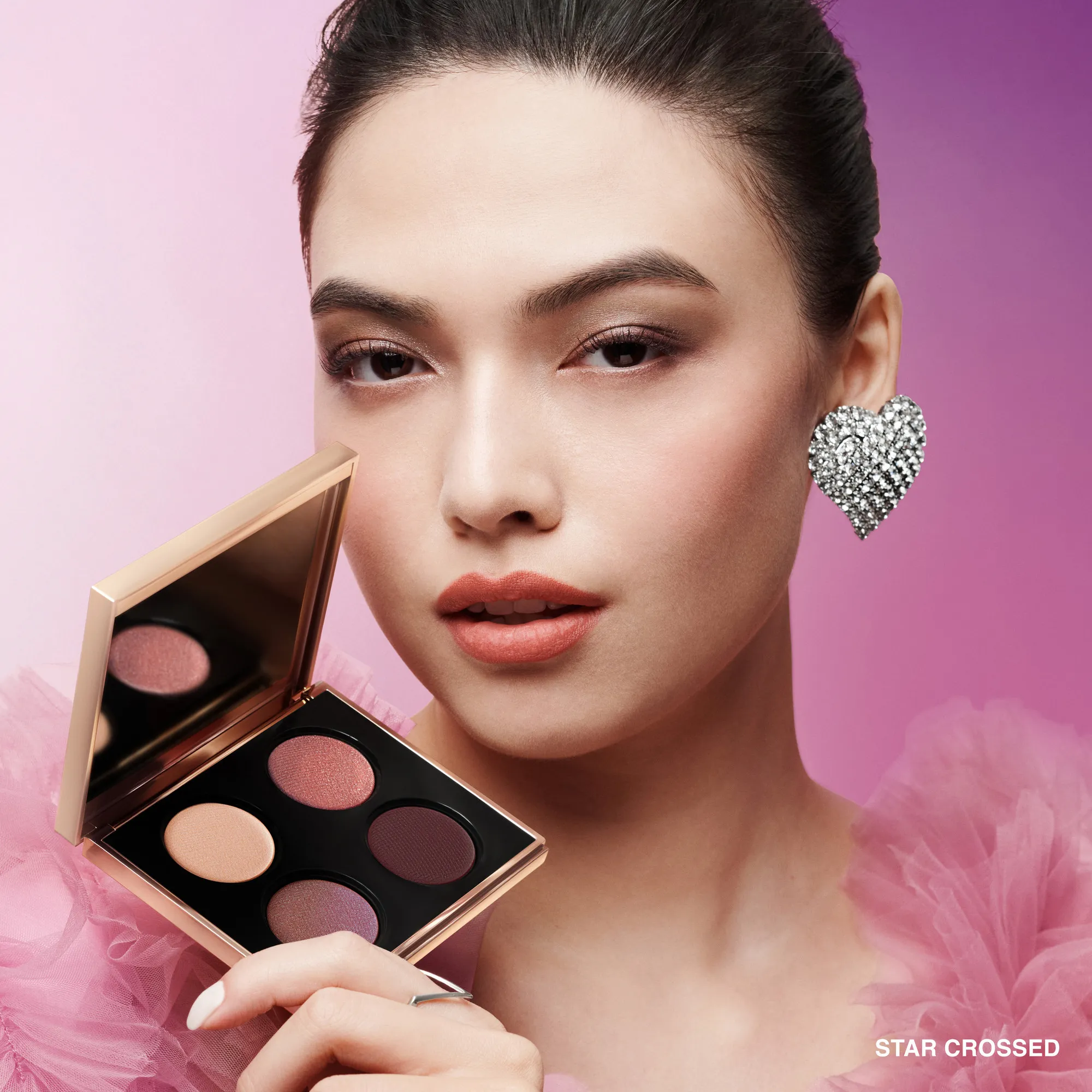 Luxe Eye Shadow Quad Палетка теней для глаз