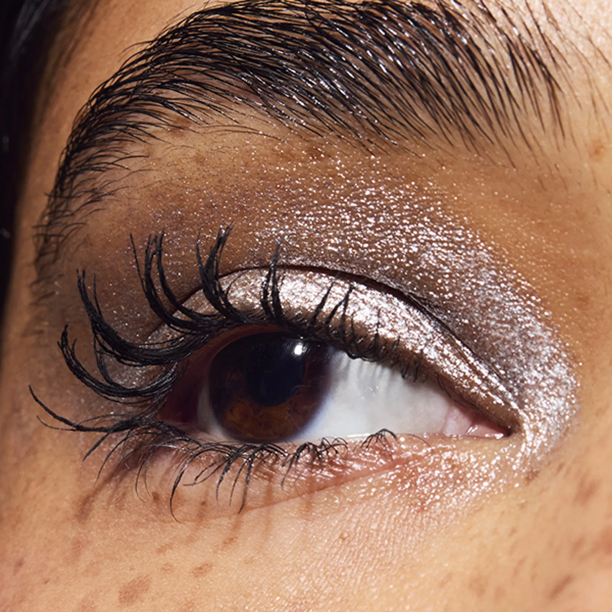 DAZZLESHADOW EYESHADOW STICK Тени для век в стике