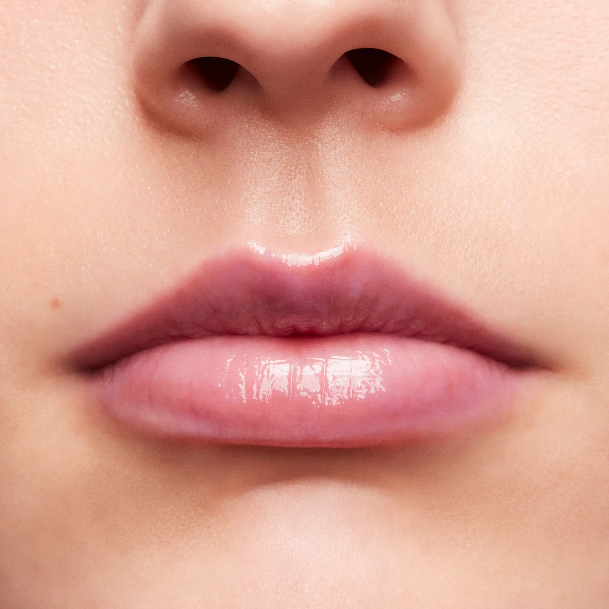 SQUIRT PLUMPING GLOSS STICK Бальзам для губ, придающий объем