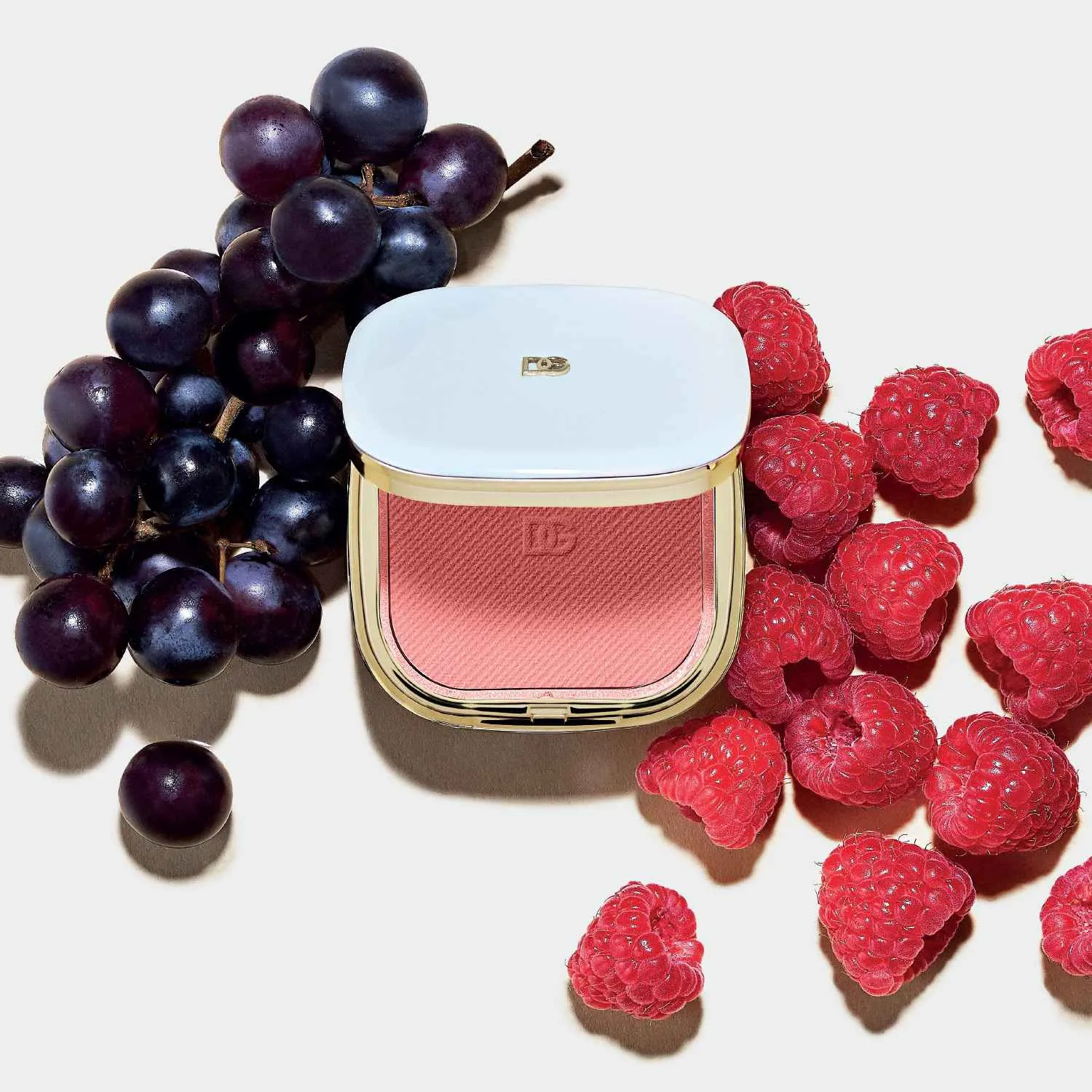 CHEEKS&EYES MATCH Стойкие румяна и тени для век CHEEKS&EYES MATCH Стойкие румяна и тени для век