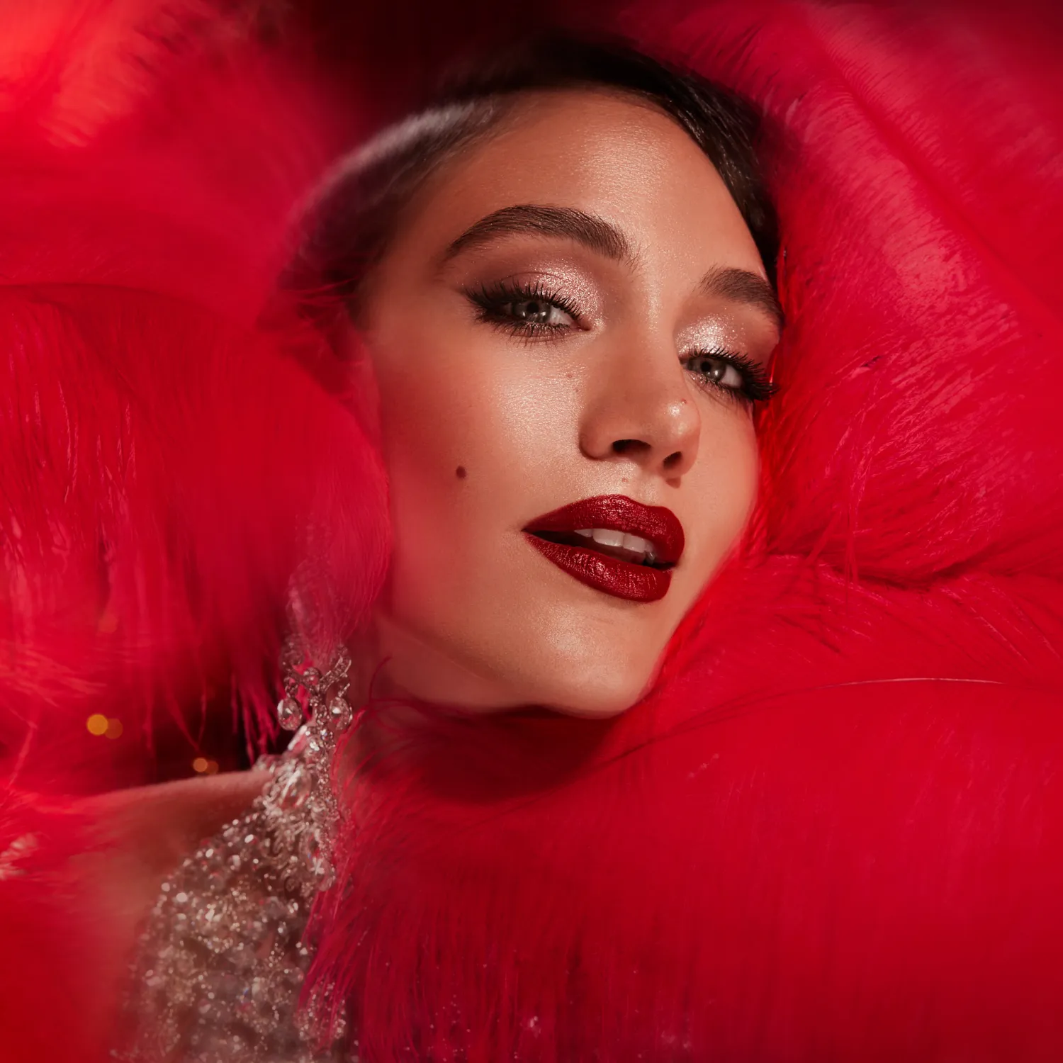 Premiere Grande Жидкие сияющие тени для век