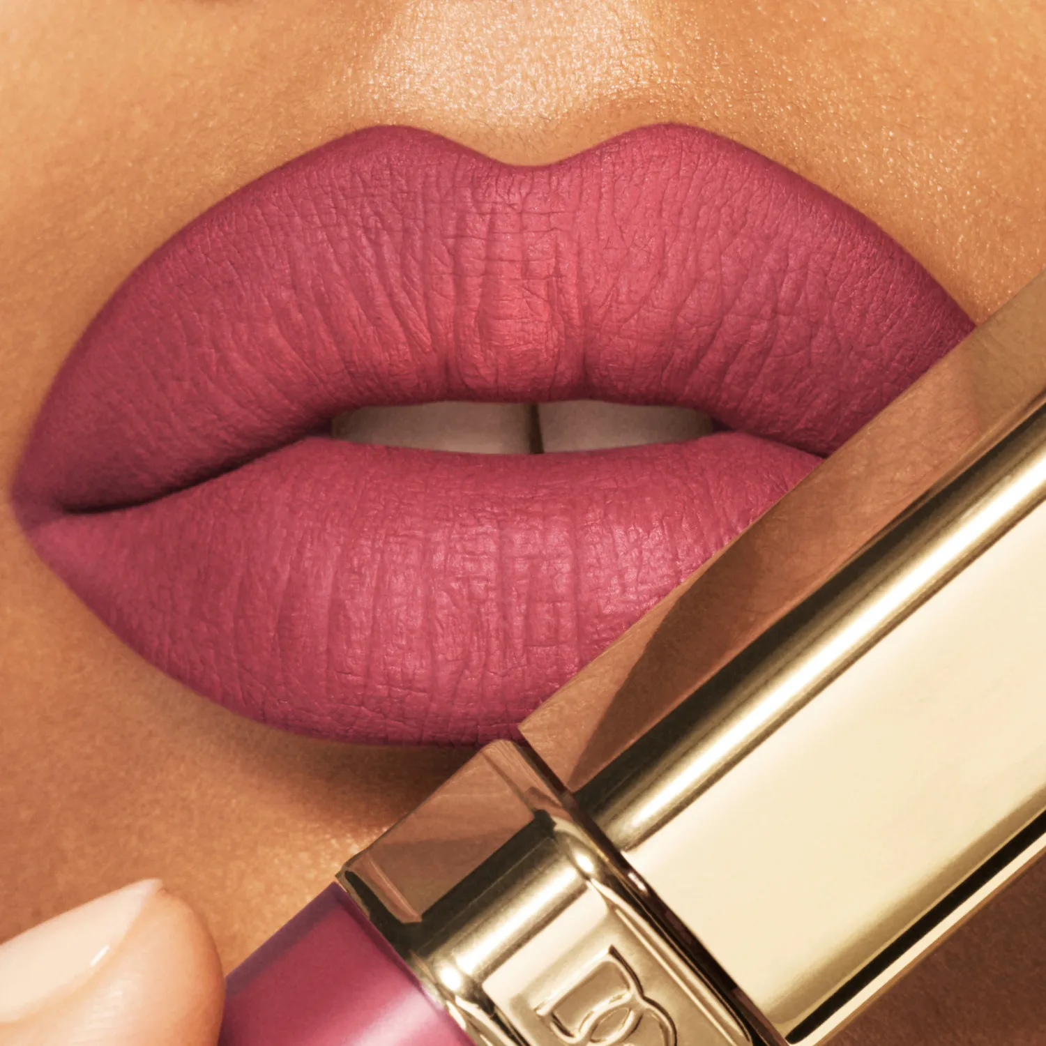 DEVOTION Жидкая помада-мусс для губ