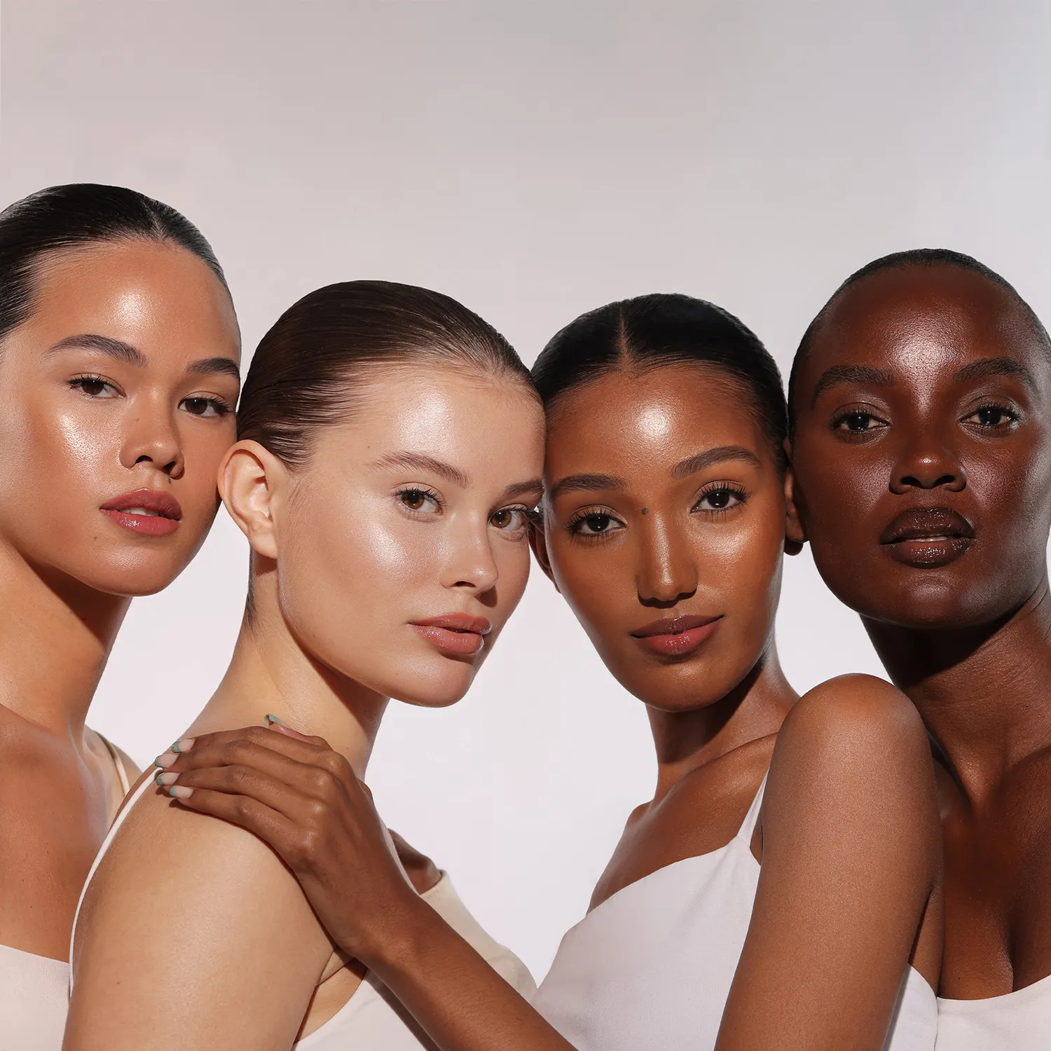 HY-GEN  GLOW BEAUTIFIER Ухаживающий праймер-хайлайтер