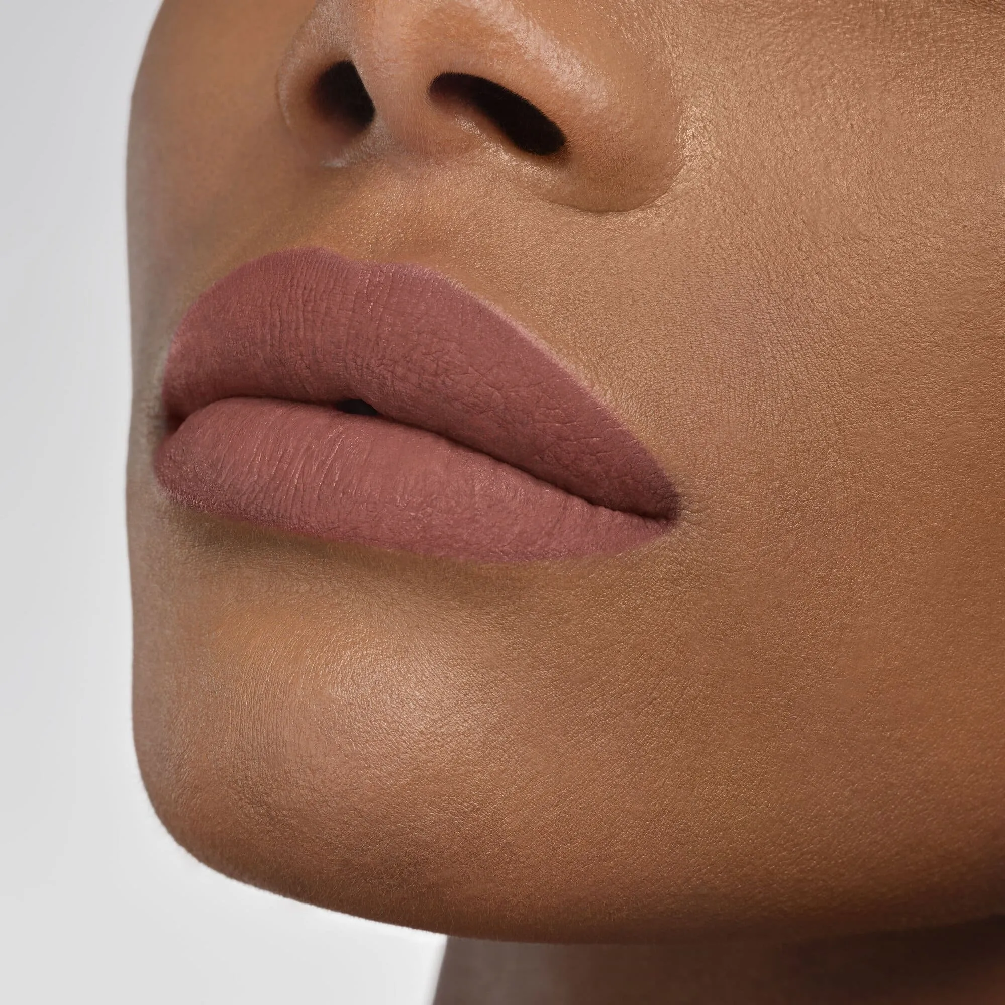 ROUGE ARTIST VELVET NUDE Помада для губ