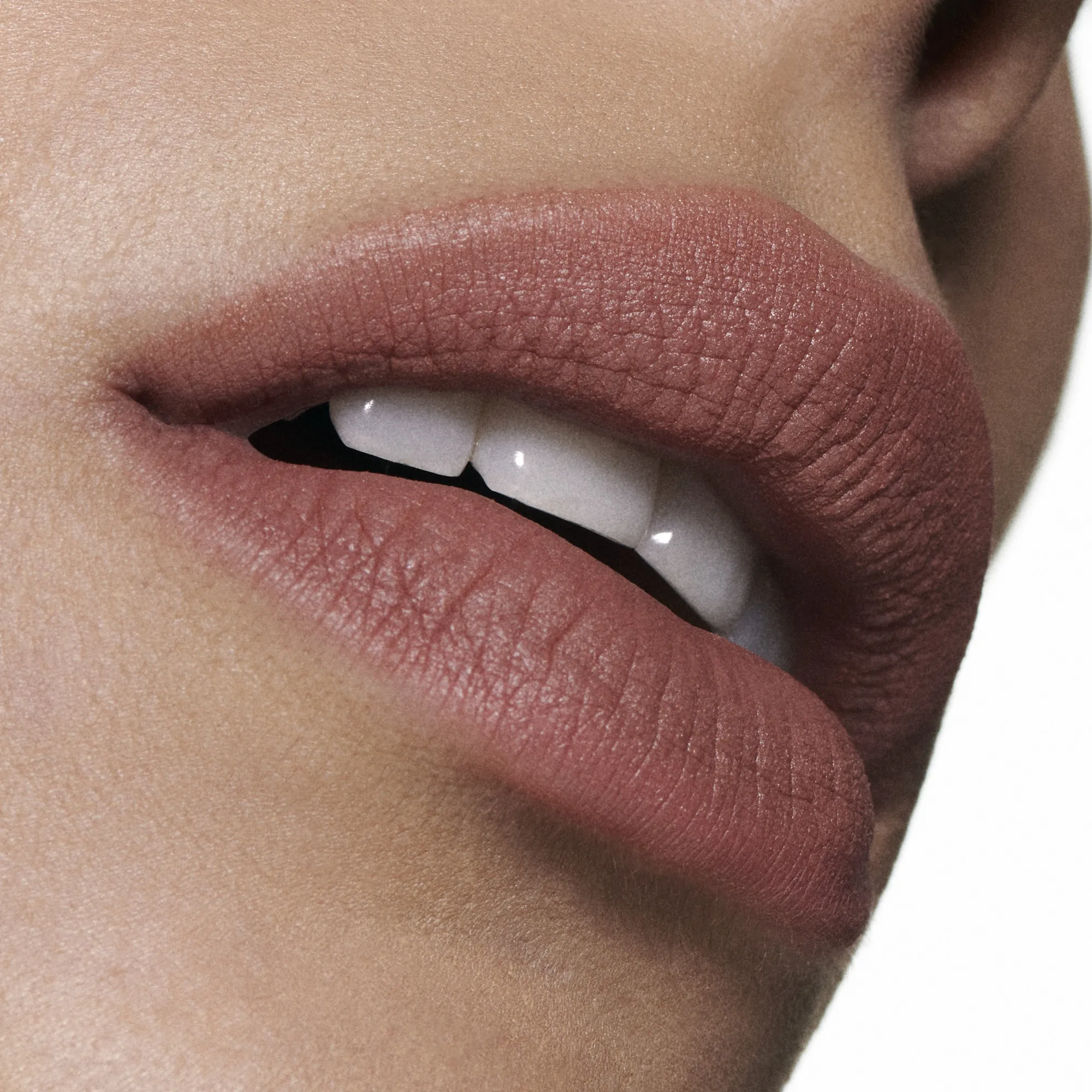 POWDER KISS LIQUID LIPSTICK Жидкая губная помада