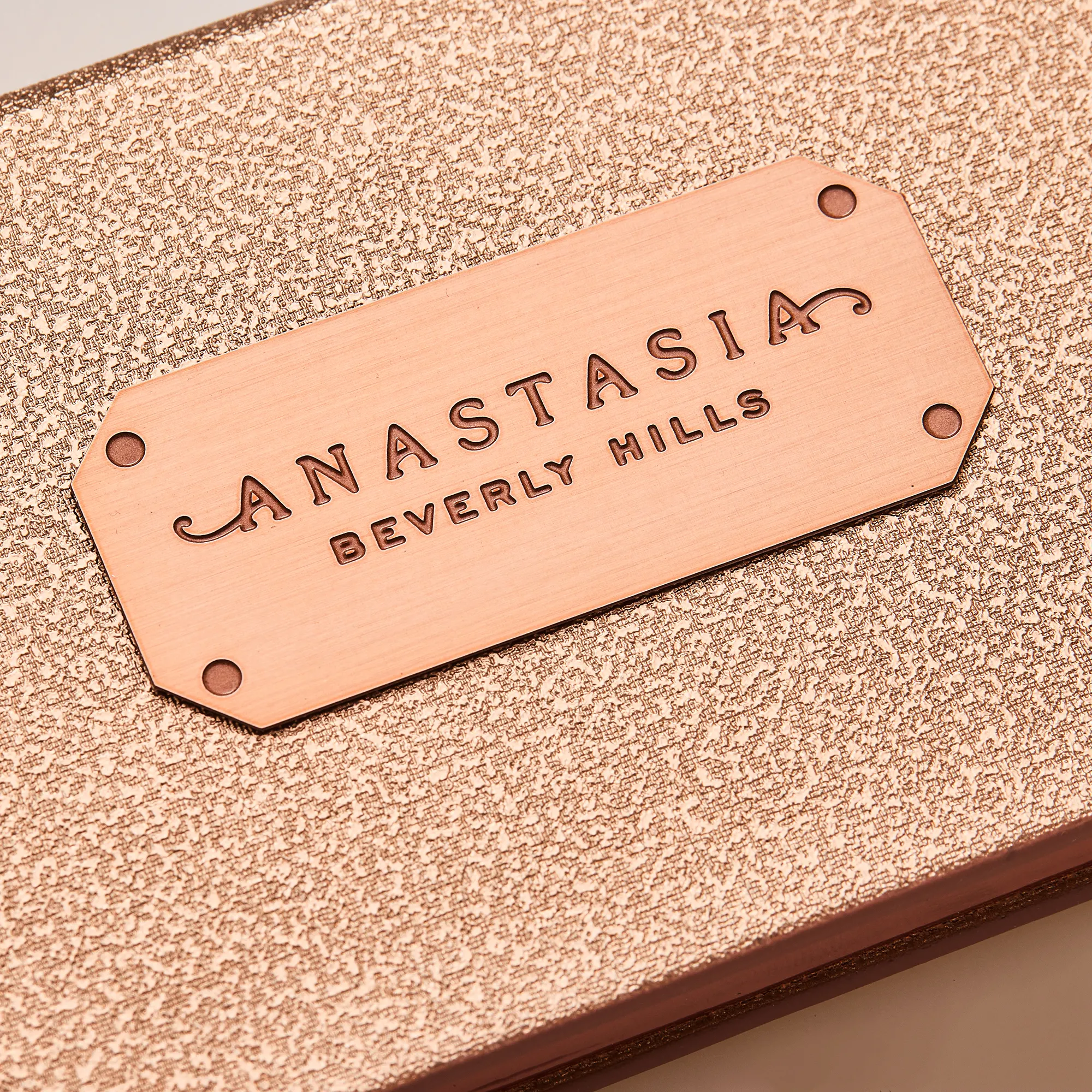 FACE PALETTES Палетка для макияжа лица