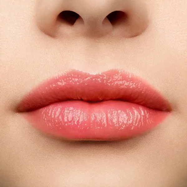 Kisskiss Bee Glow Бальзам для губ пробуждающий цвет