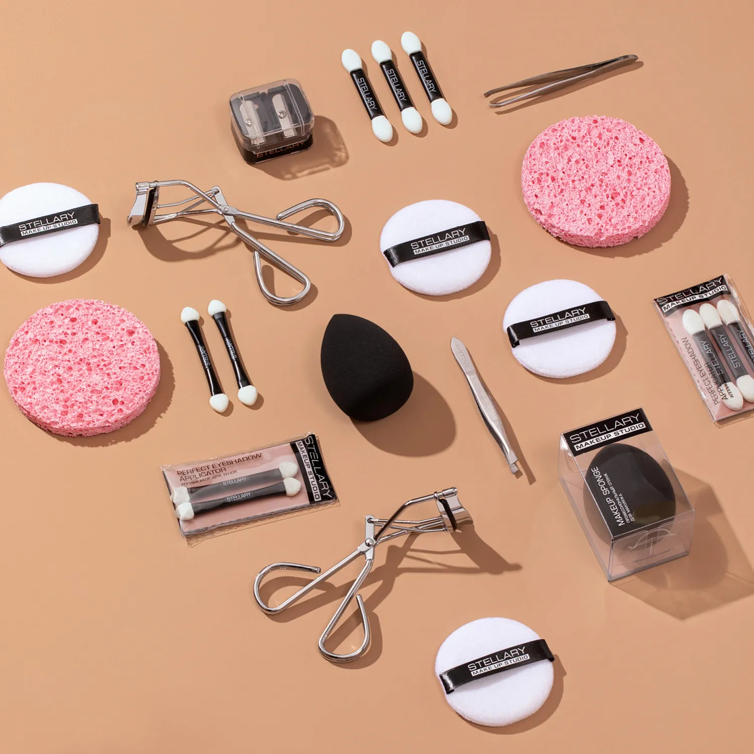 Perfect eyeshadow applicator Набор двусторонних аппликаторов для теней и карандашей для глаз.