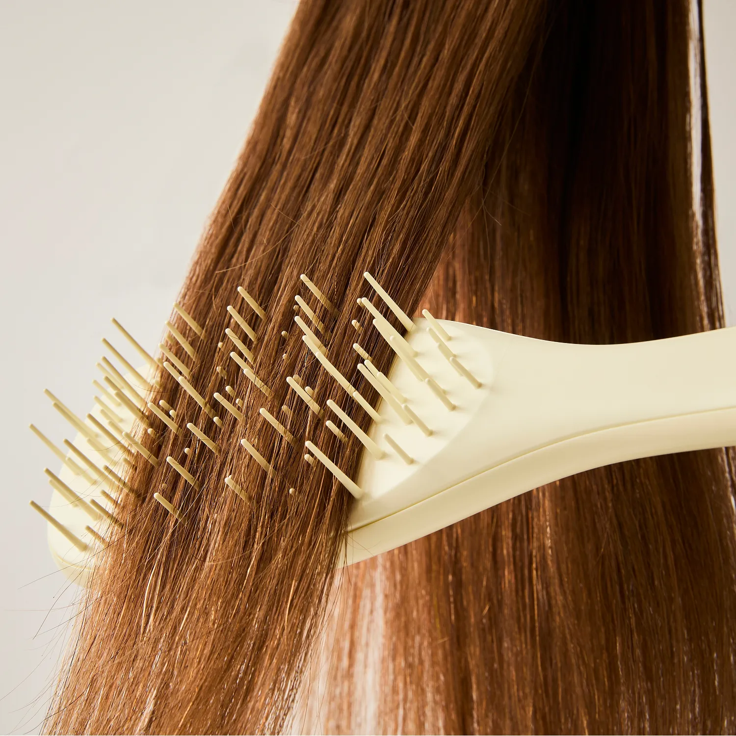 THE ULTIMATE DETANGLER EXTRA GENTLE CHAMOMILE Расческа