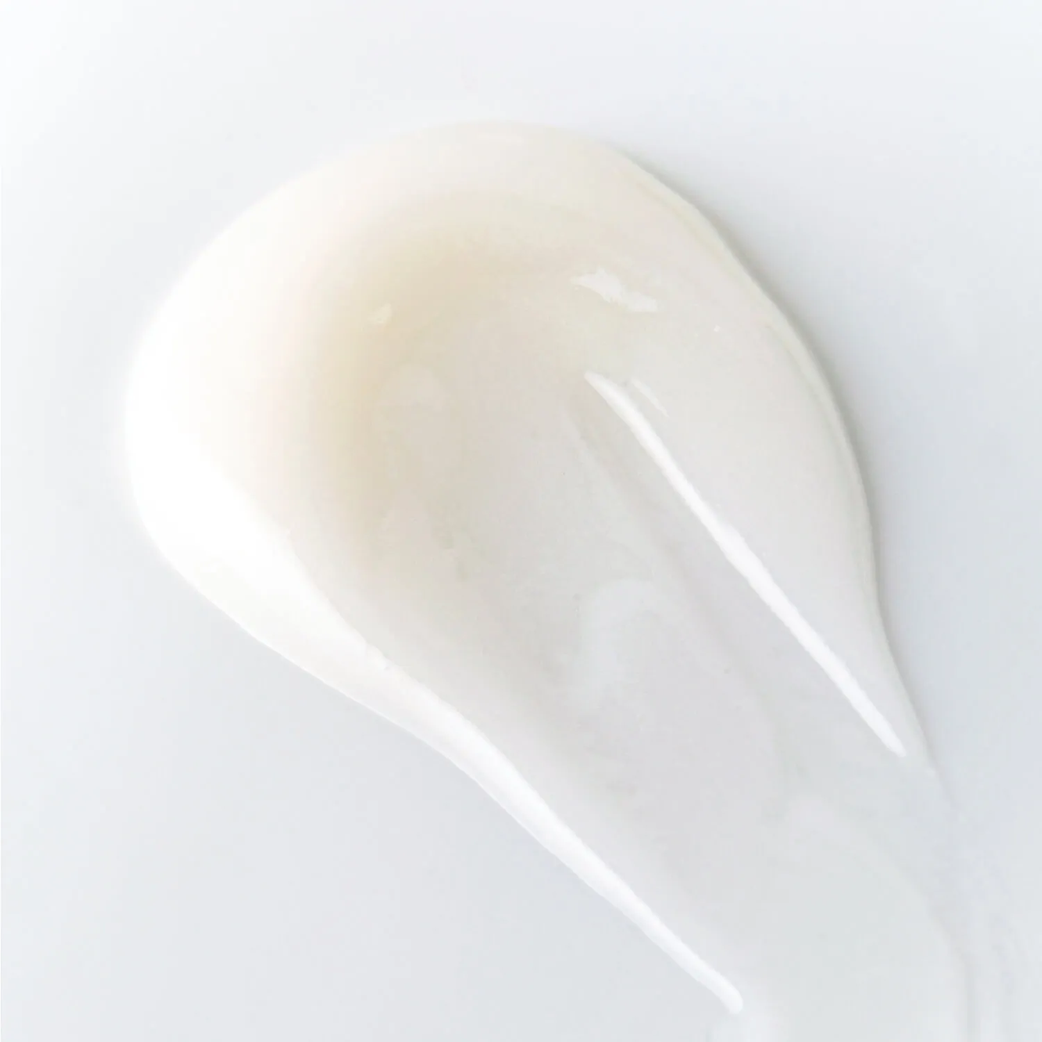 Обновляющий крем для глаз с эффектом лифтинга