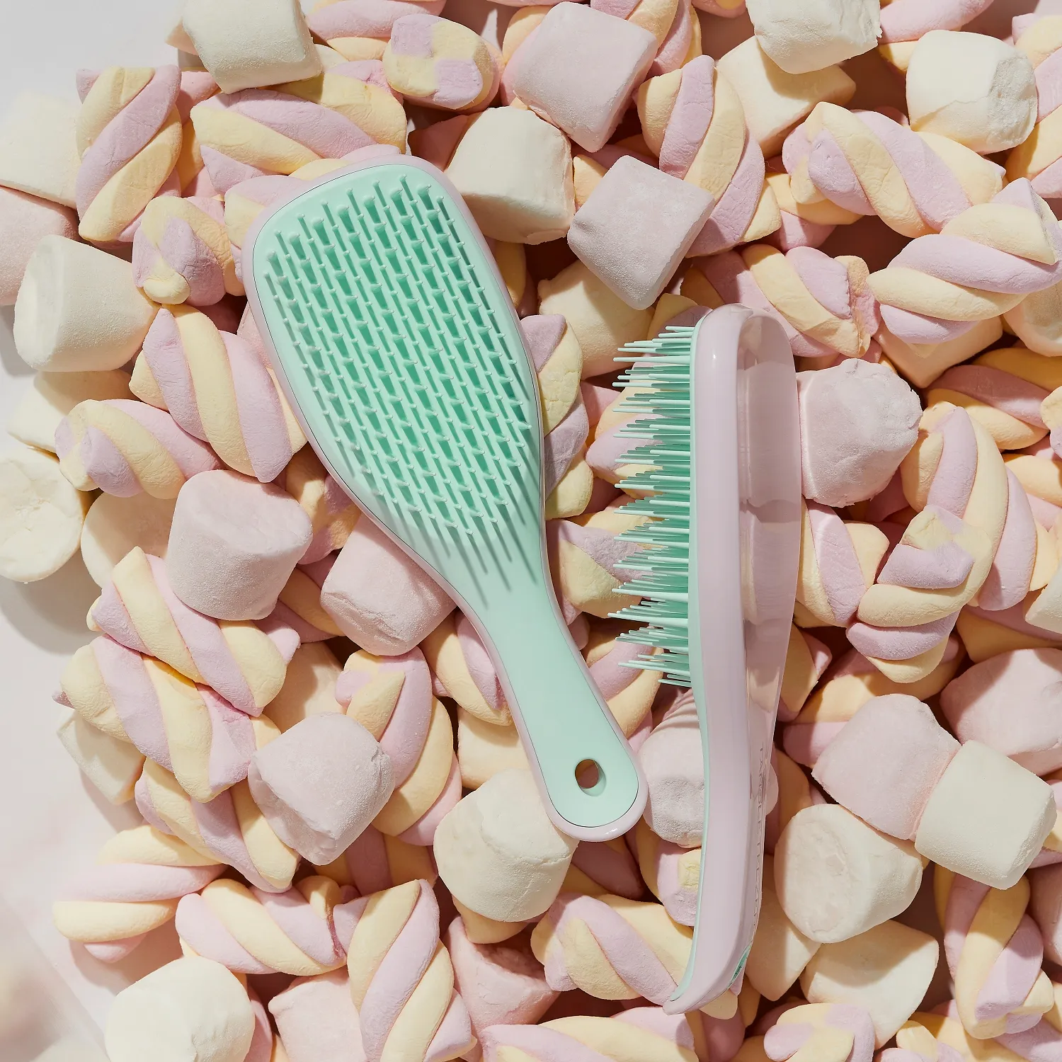 THE ULTIMATE DETANGLER MINI MARSHMALLOW DUO Расческа в мини-формате