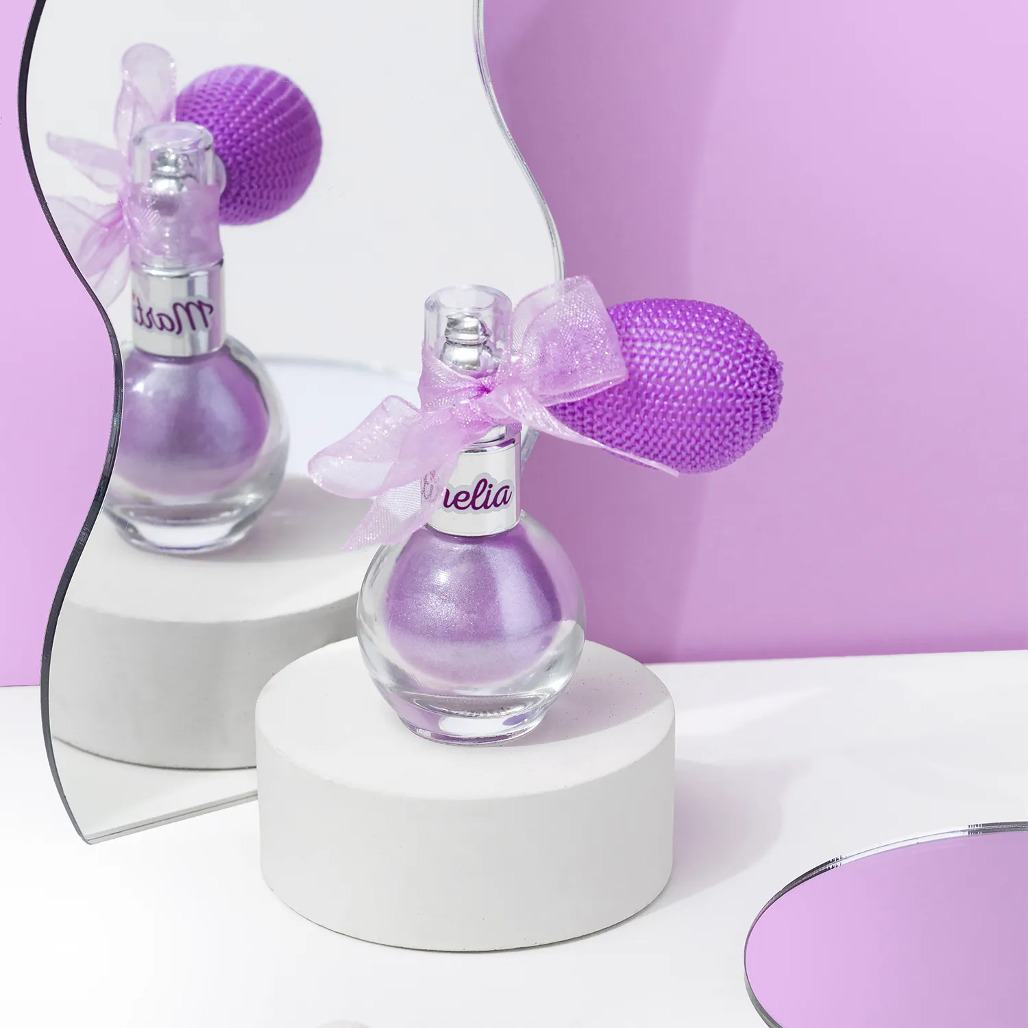 Мерцающий спрей для лица и тела сиреневый