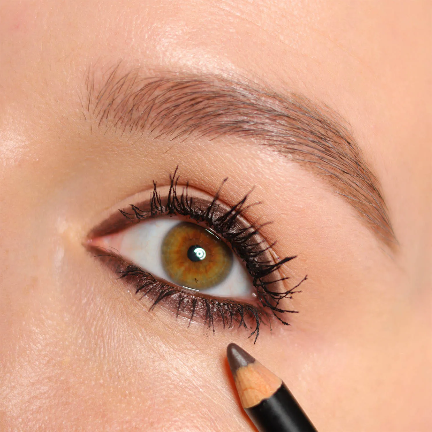 Line Shade Тени-карандаш для глаз