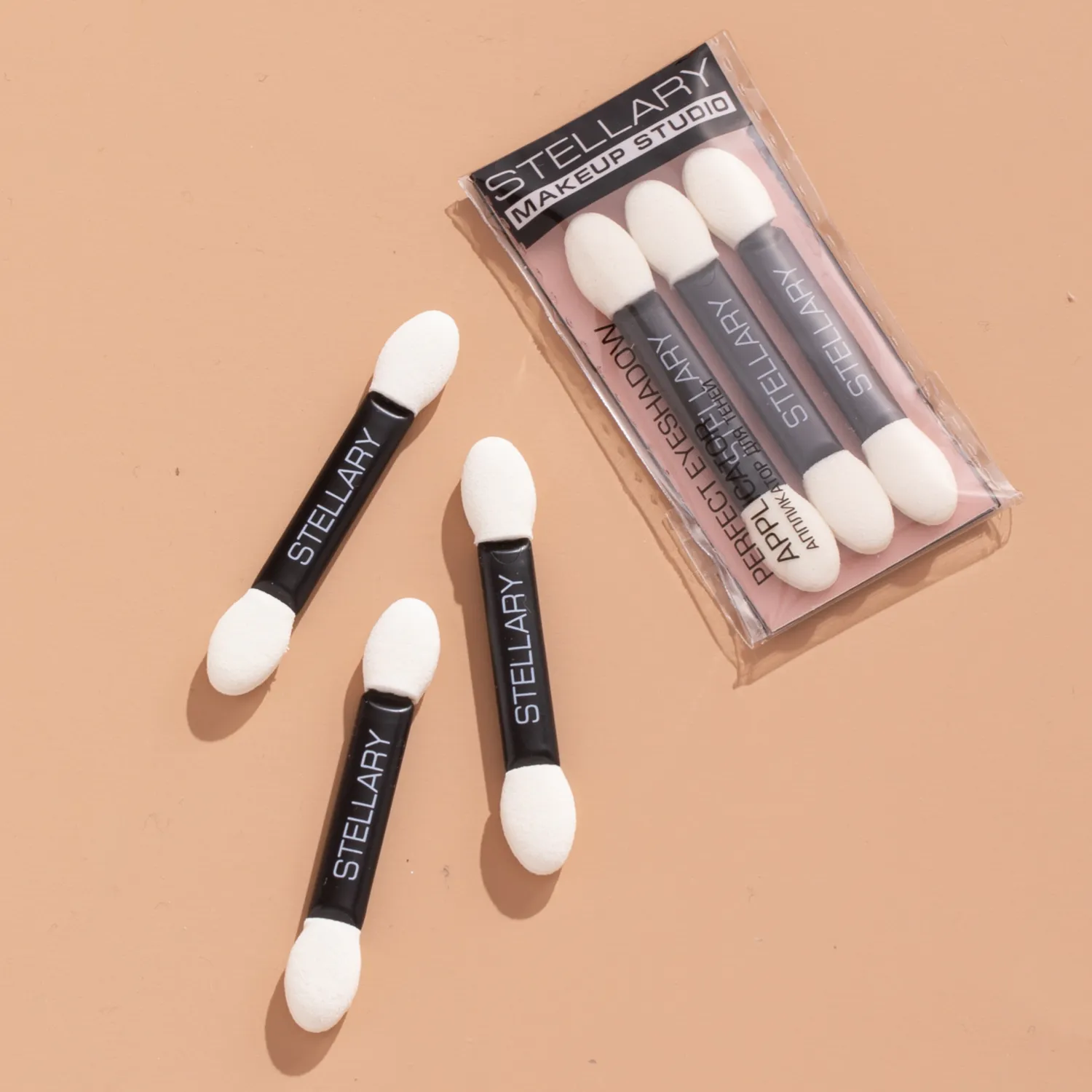 Perfect eyeshadow applicator Набор двусторонних аппликаторов для нанесения и растушевки теней, карандашей для глаз, 3 шт.