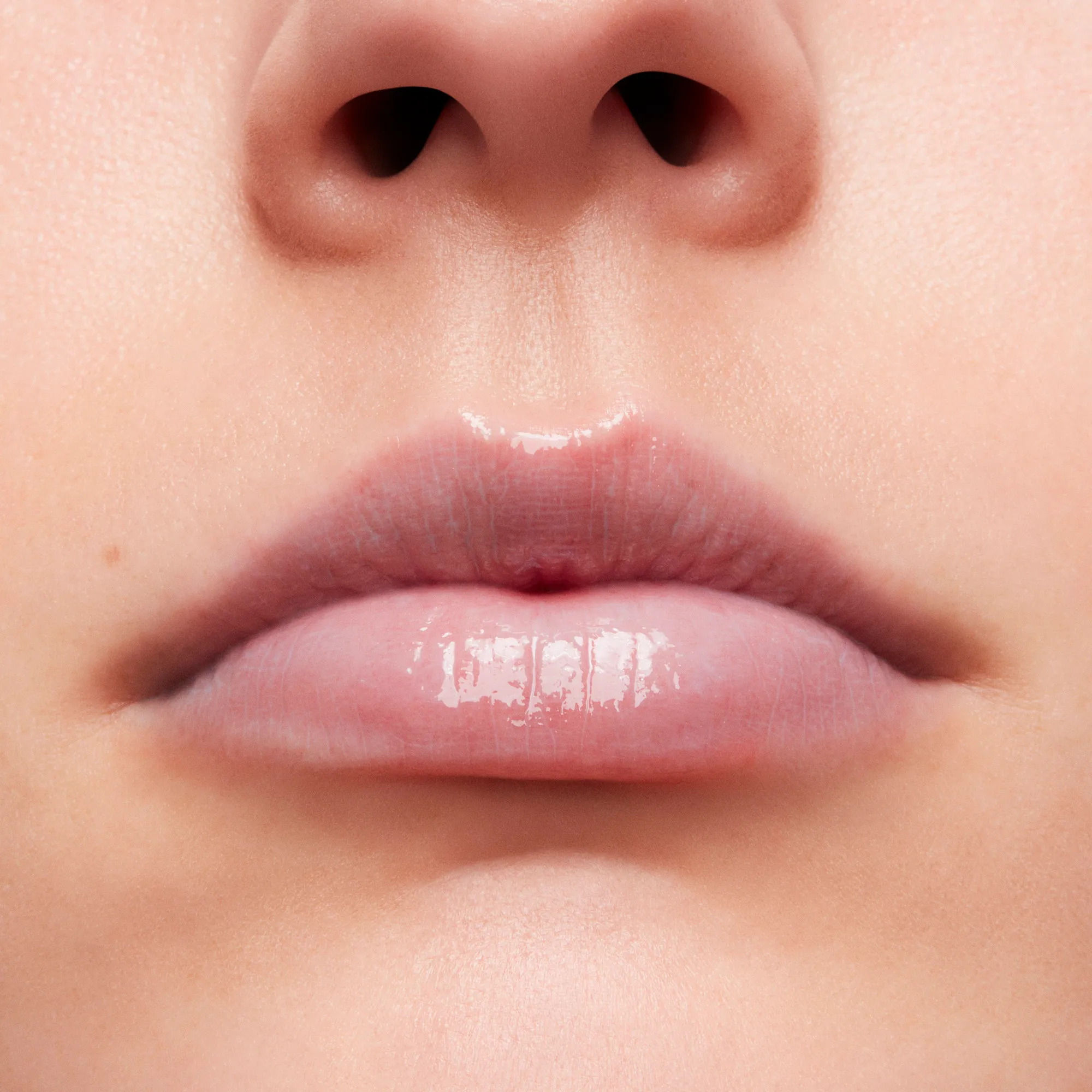 SQUIRT PLUMPING GLOSS STICK Бальзам для губ, придающий объем