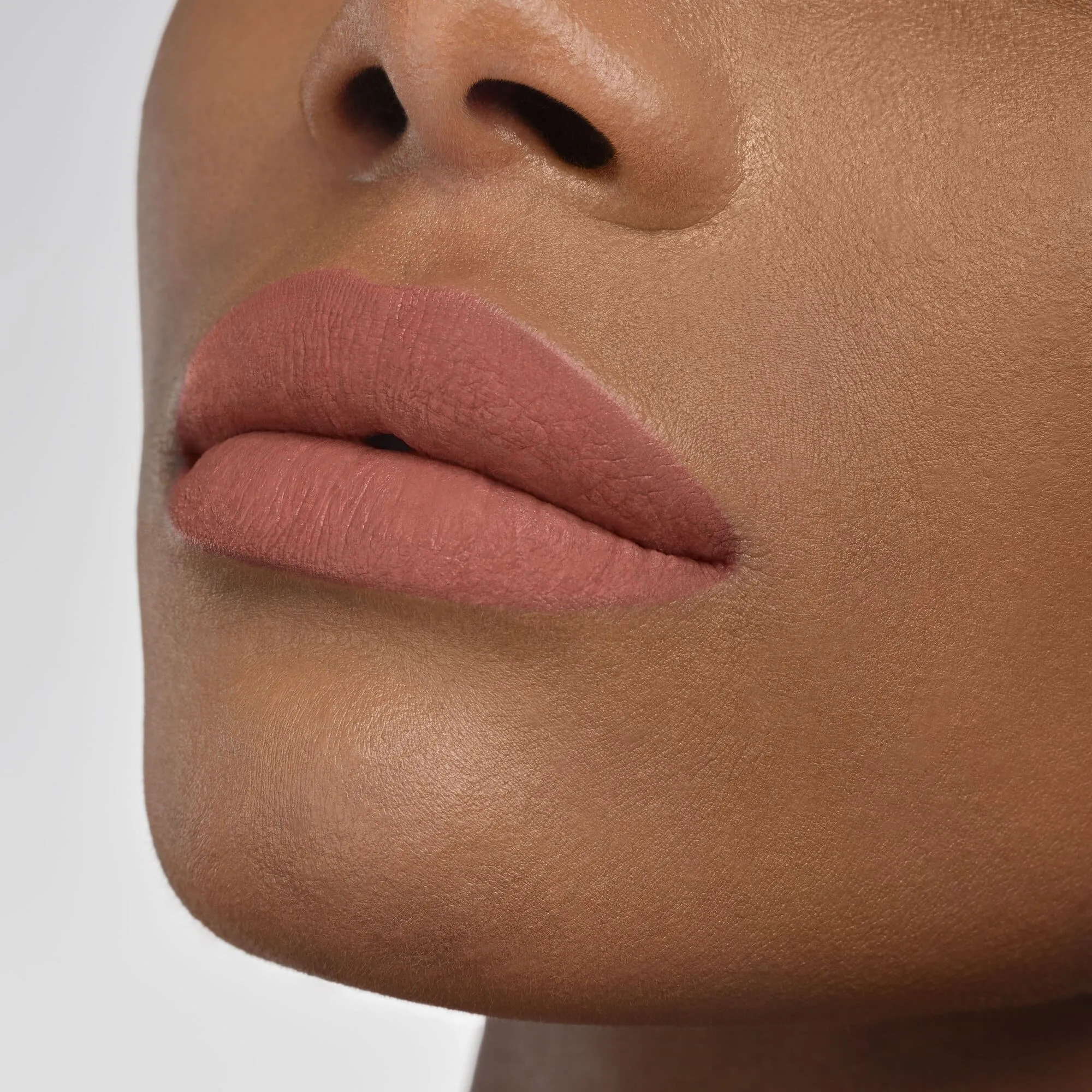 ROUGE ARTIST VELVET NUDE Помада для губ