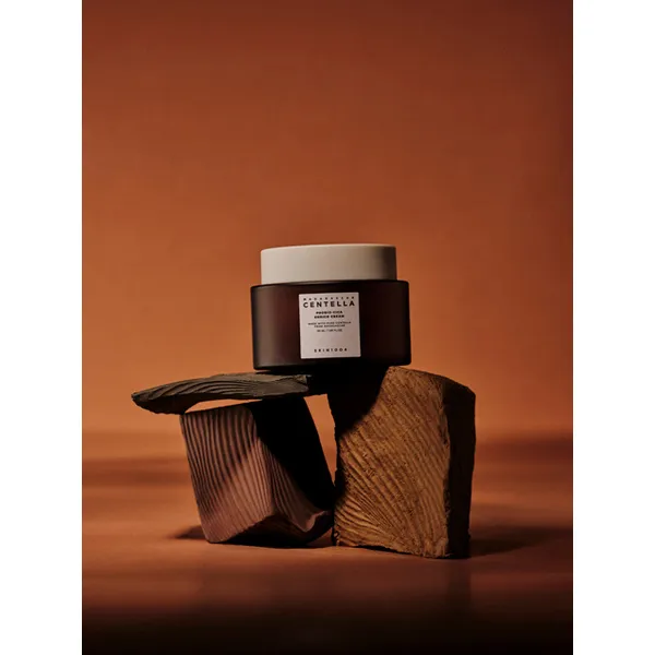 Madagascar Centella Probio-Cica Крем для лица на основе про пребиотиков с антивозрастным эффектом