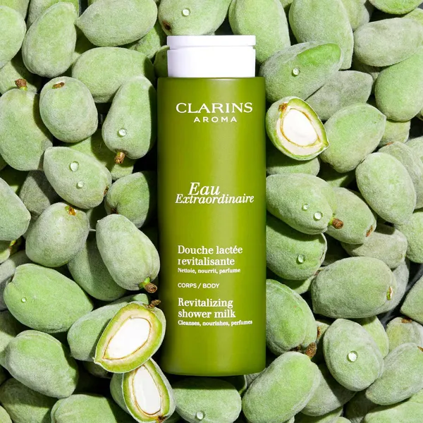 Eau Extraordinaire Питательное молочко для душа