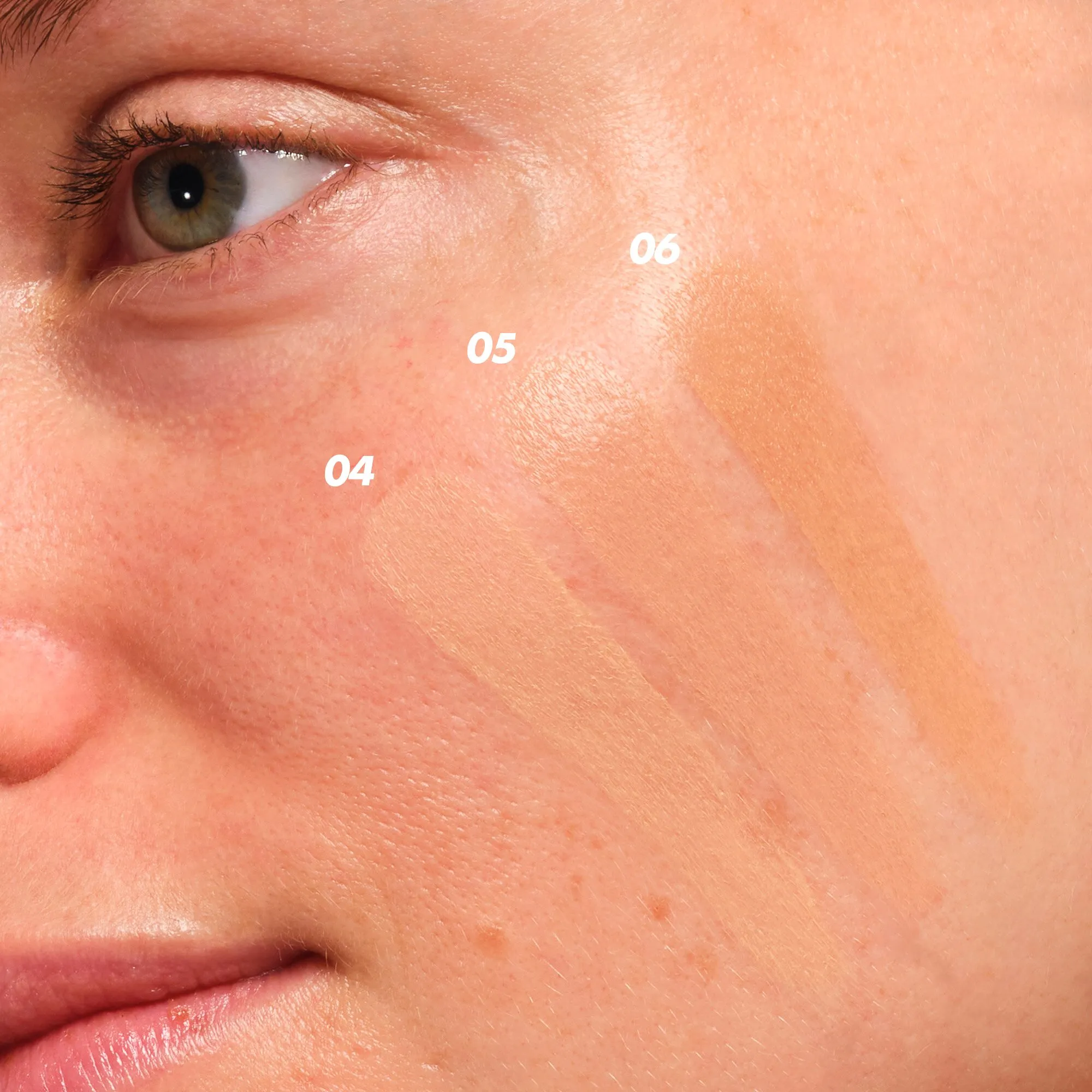 SUPER BOOST SKIN TINT увлажняющий тинт для совершенства кожи 