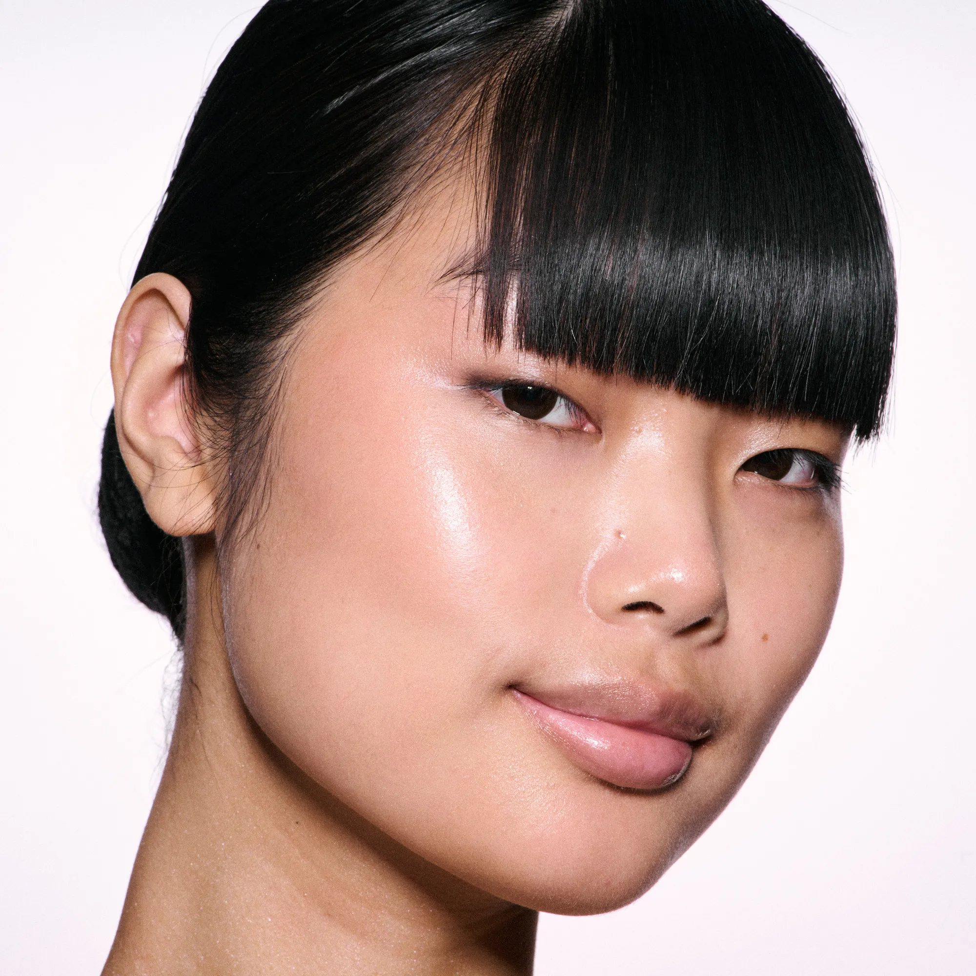 SKINFINISH LIGHTSTRUCK LIQUID HIGHLIGHTER Жидкий хайлайтер