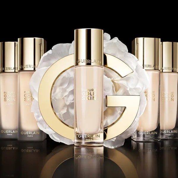 Parure Gold Skin SPF20-PA+++ Ухаживающее тональное средство