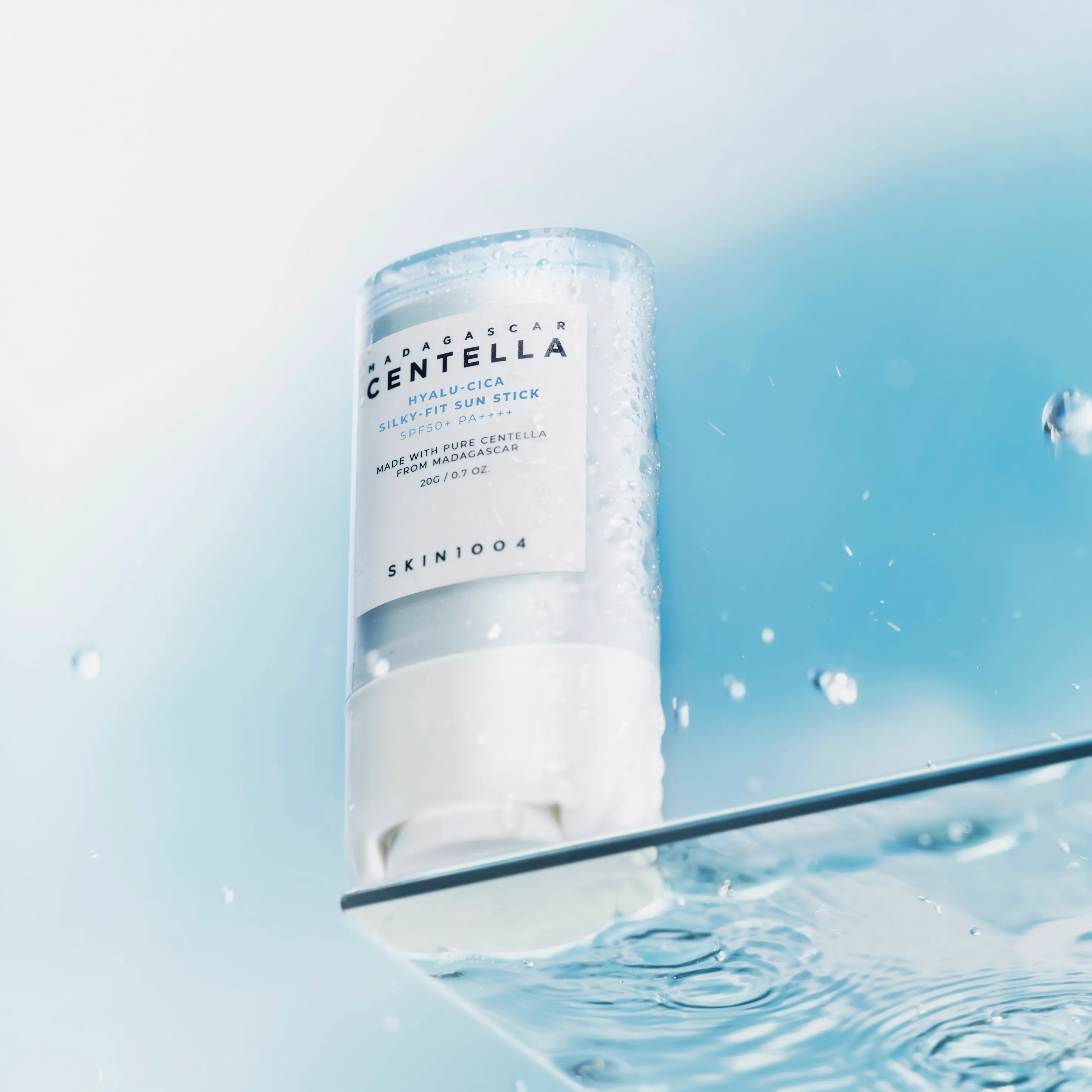 Madagascar Centella Hyalu-Cica Стик для лица солнцезащитный на основе мадагаскарской центеллы и гиалуроновой кислоты