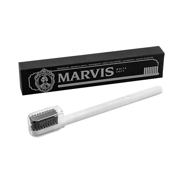 TOOTHBRUSH Зубная щетка с нейлоновой щетиной мягкая