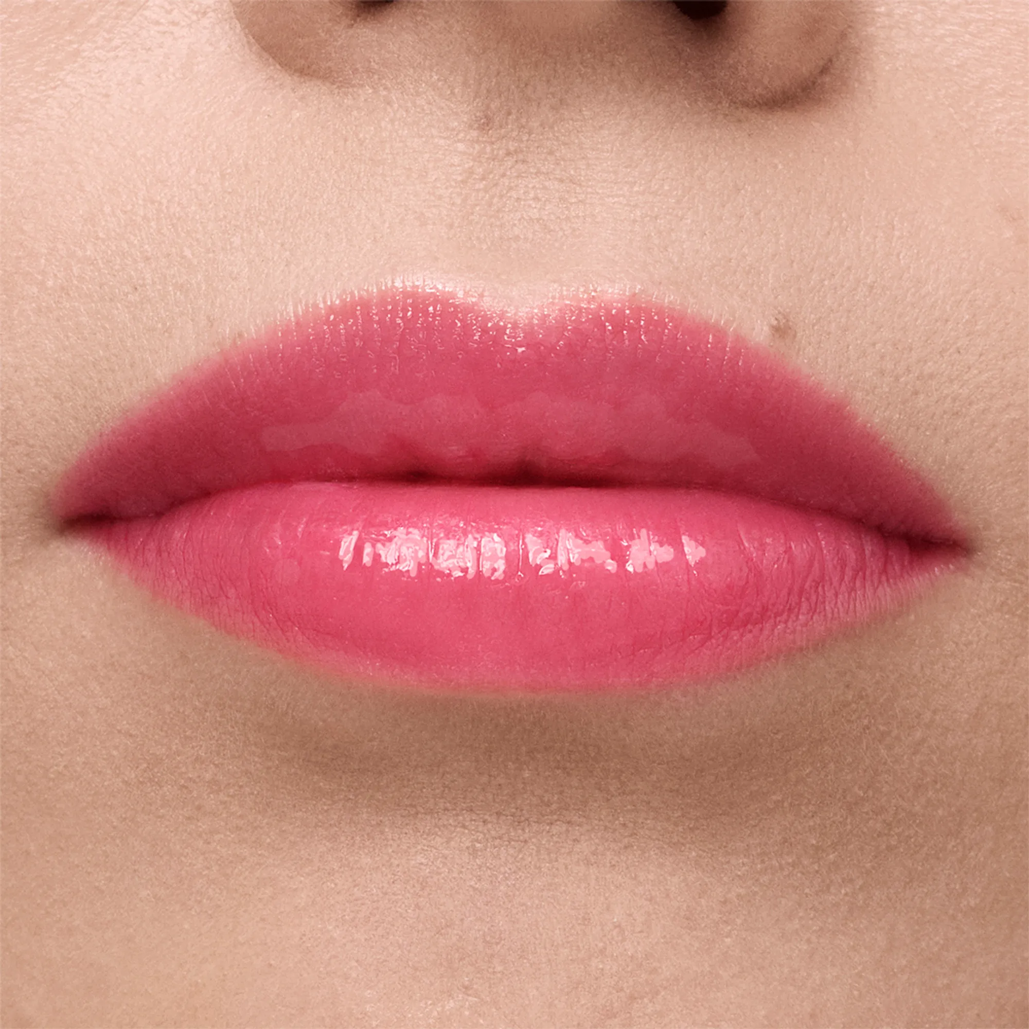 ESTEE LAUDER GLOSSY POUT Масло-Блеск для Губ 01 Raspberry Squeeze 6 мл