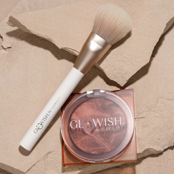 GLOWISH SOFT RADIANCE Пудра бронзирующая