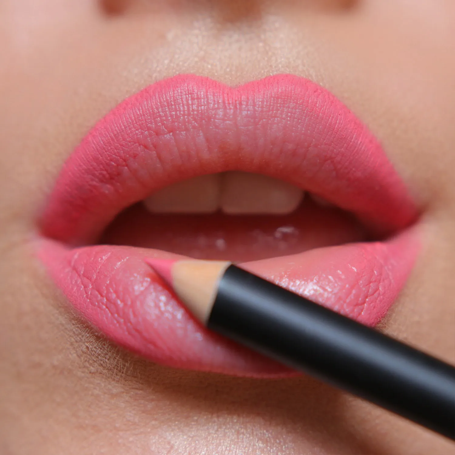 Ultimate Карандаш для Губ Ultimate Карандаш для Губ