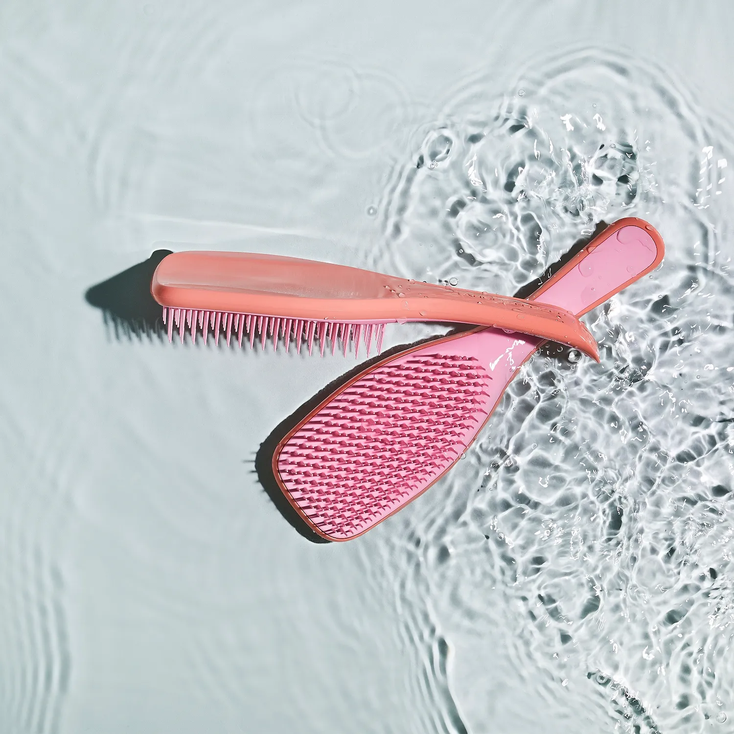 THE ULTIMATE DETANGLER NATURALLY CURLY MANGO PINK Расческа