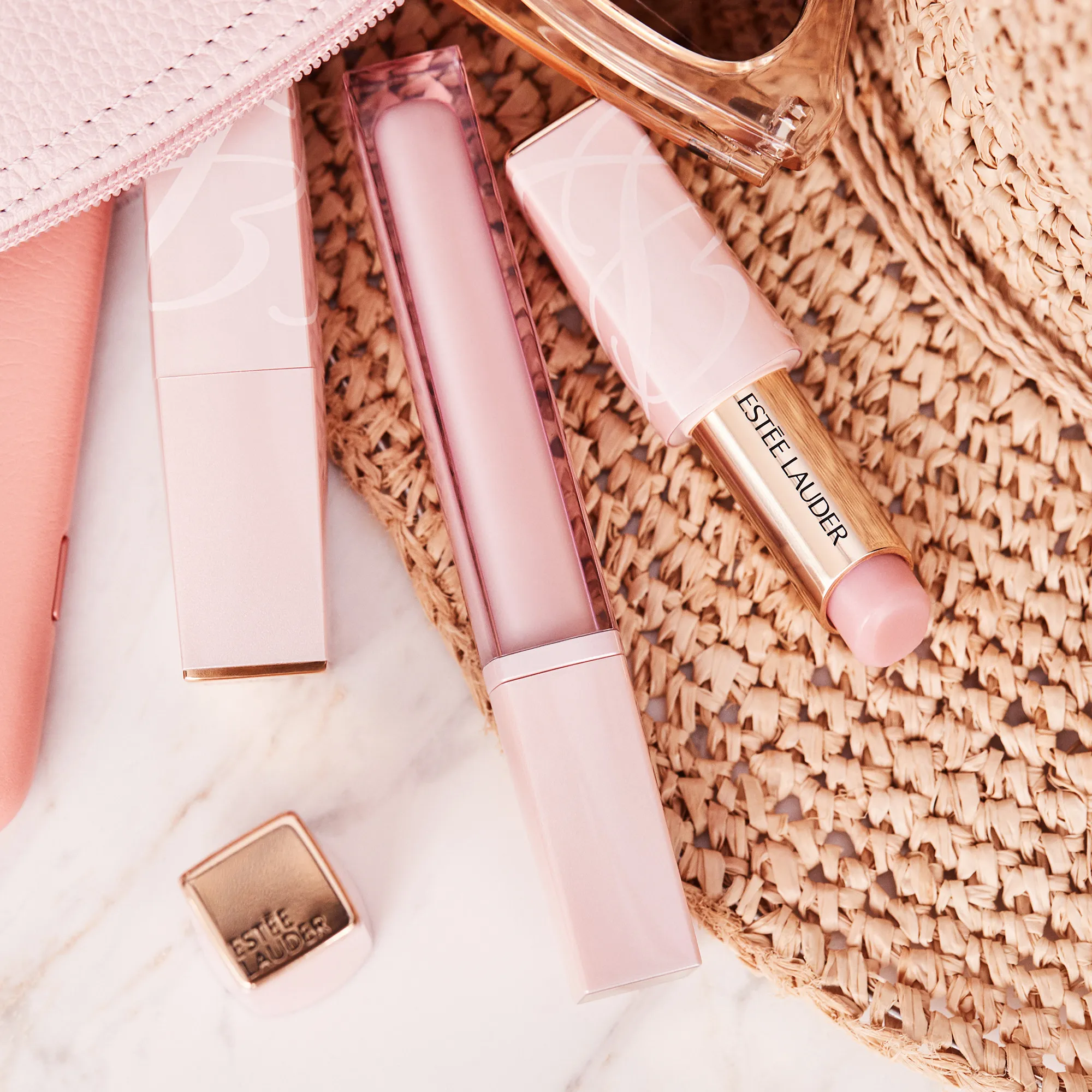 Pure Color Envy Replenish Lip Balm Ухаживающий бальзам для губ