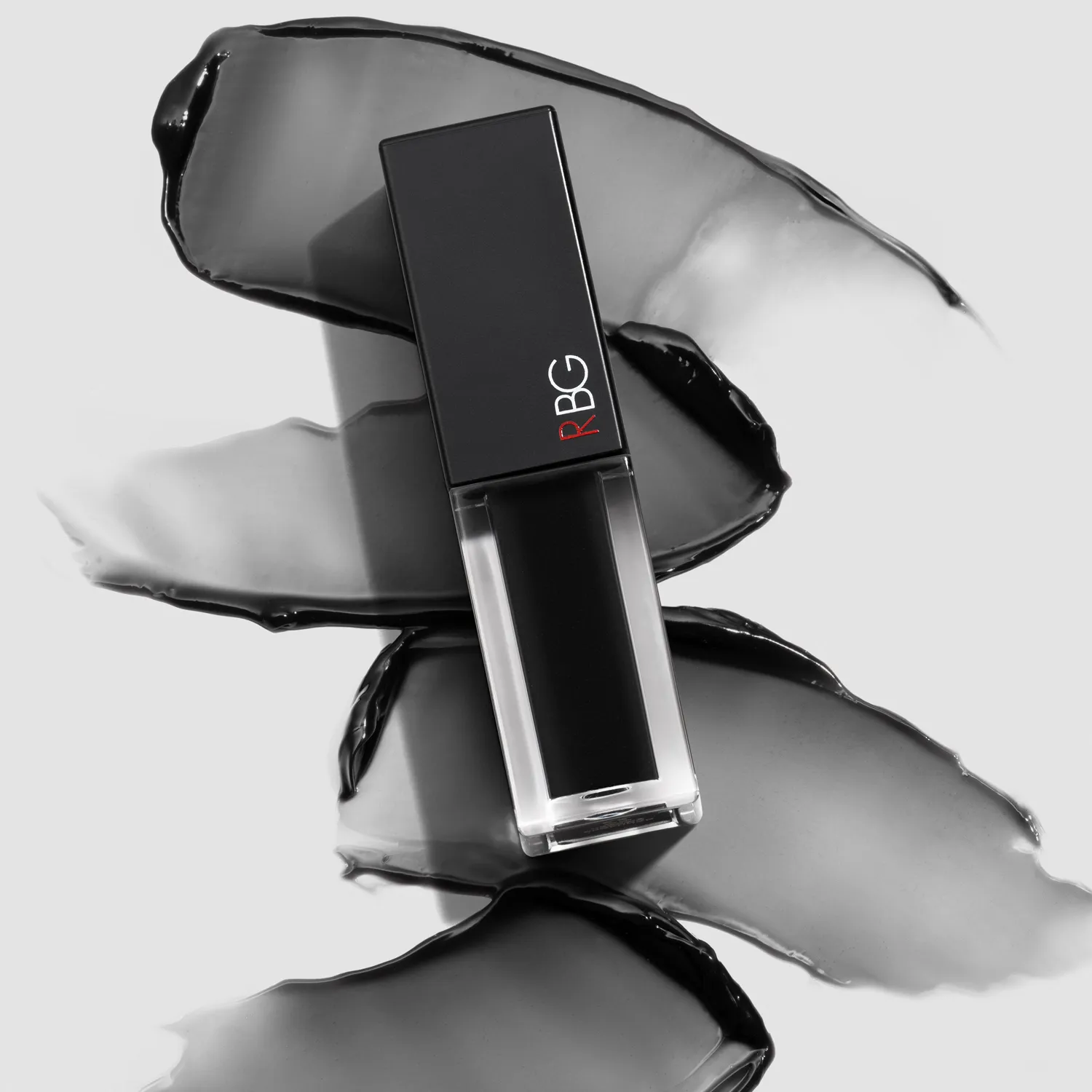 Глаша Гурьянова блеск для губ