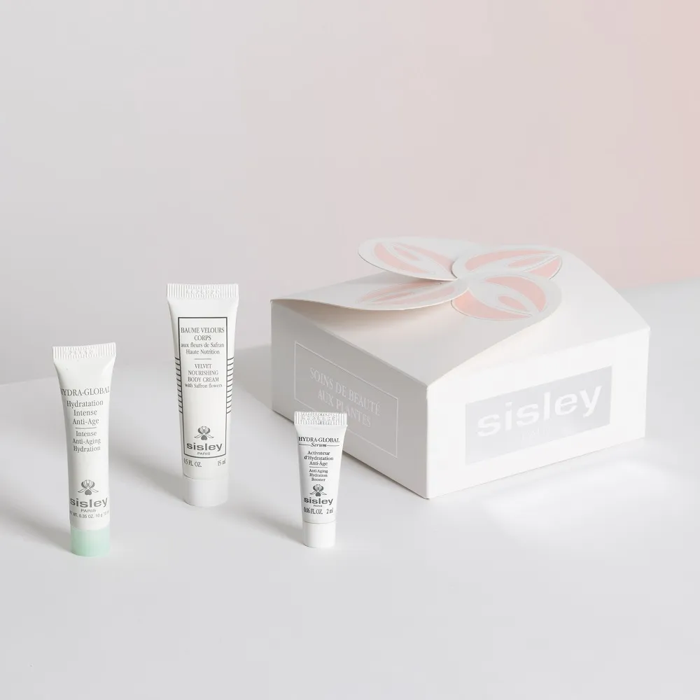 SISLEY POUCH ALL SKIN TYPES FLOWER Набор миниатюр