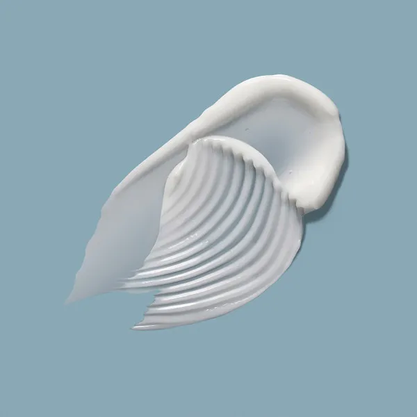 Невесомый тонизирующий крем для увлажнения кожи Невесомый тонизирующий крем для увлажнения кожи