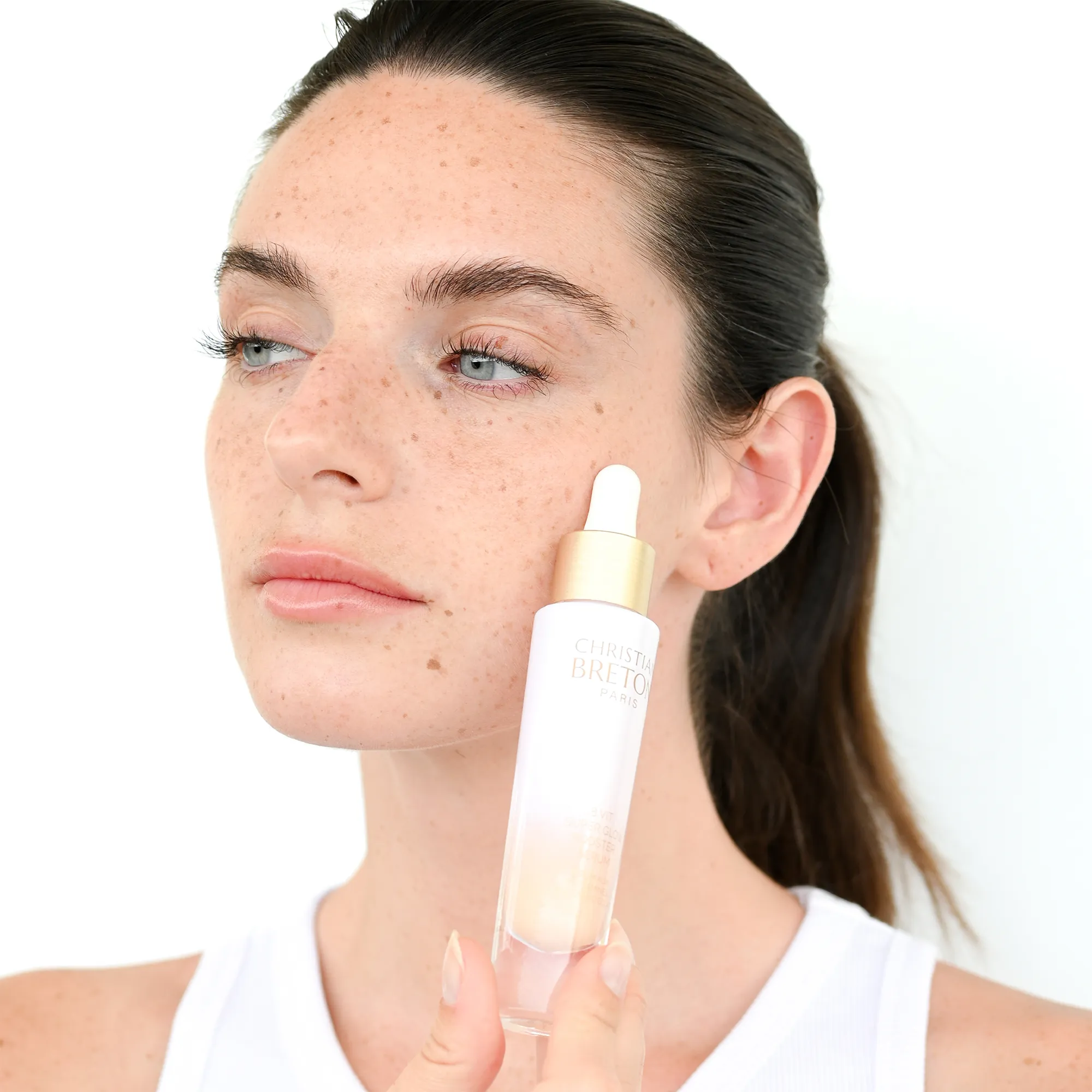 8 vitamins super glow booster serum  Сыворотка-бустер 8 витаминов  для сияния и выравнивания тона