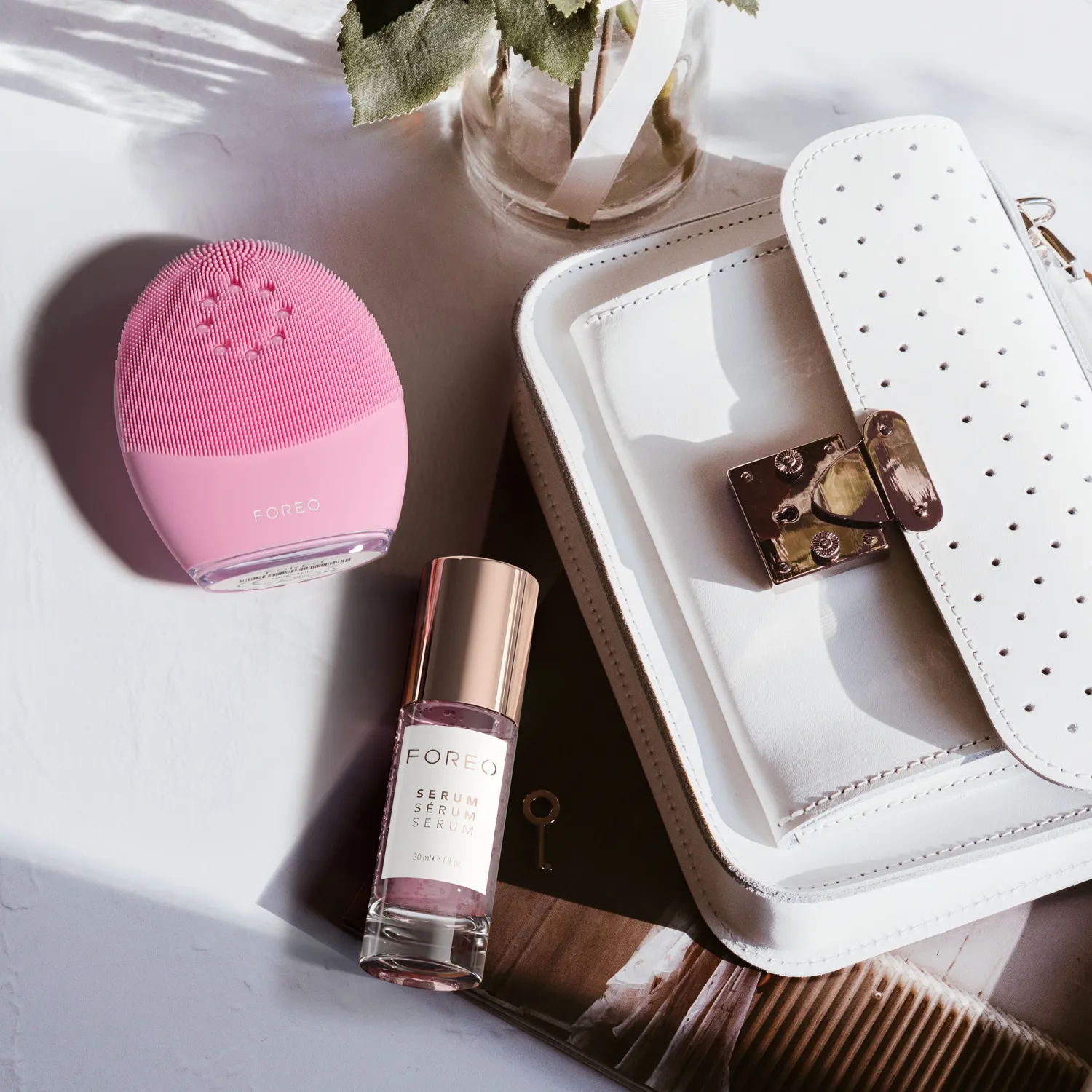 LUNA 4 PLUS NORMAL SKIN Щеточка для термоочистки и микротокового тонизирования лица c красным led-светом